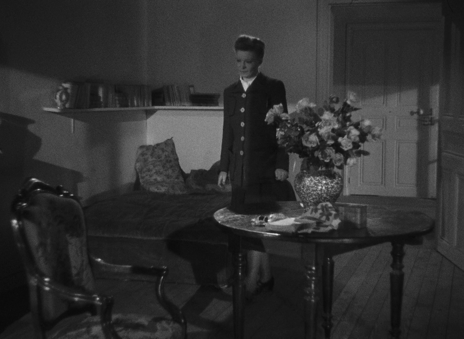 The Ladies of the Bois de Boulogne (1945) —  shot,  lighting