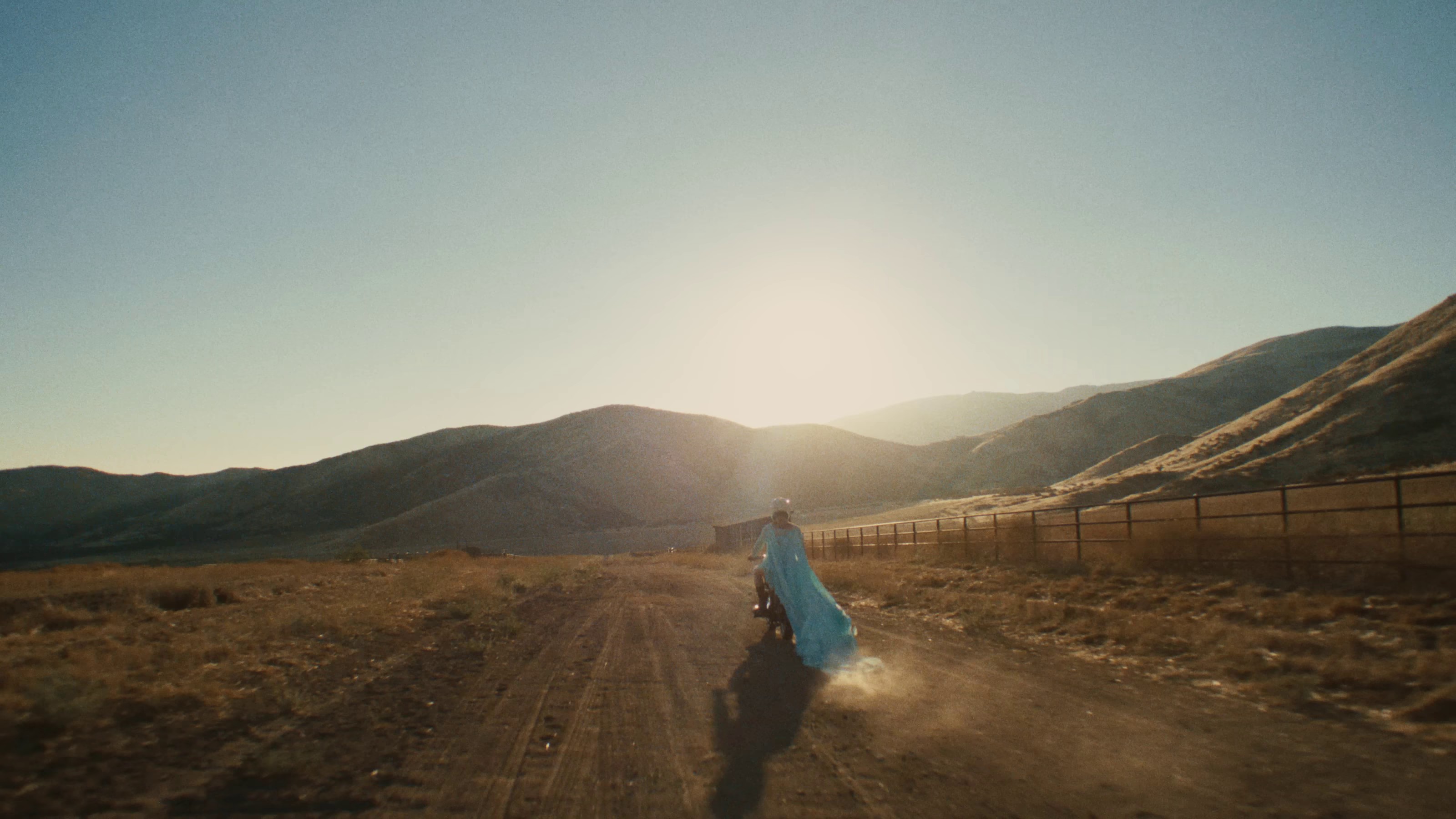 Love U Like That (2023) —  shot,  lighting