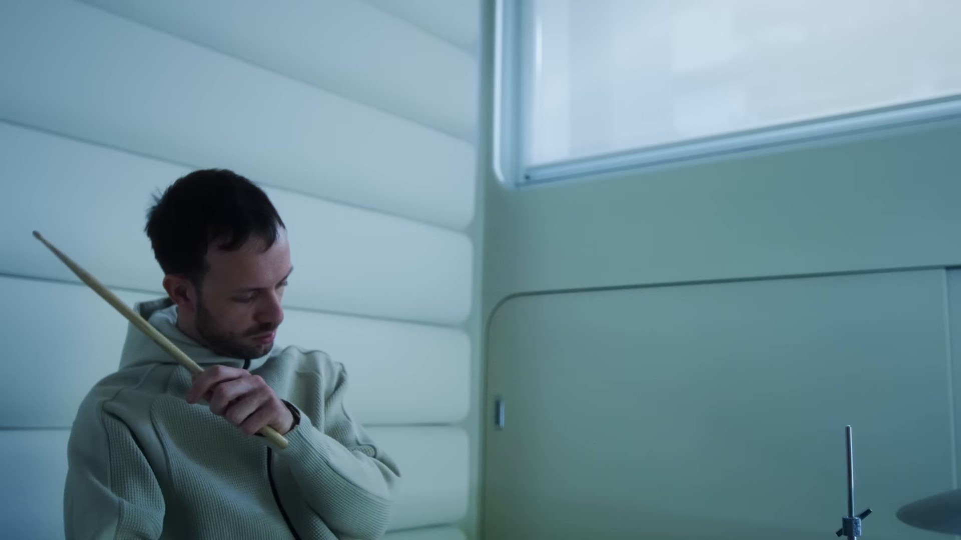 Eco (2025) —  shot,  lighting