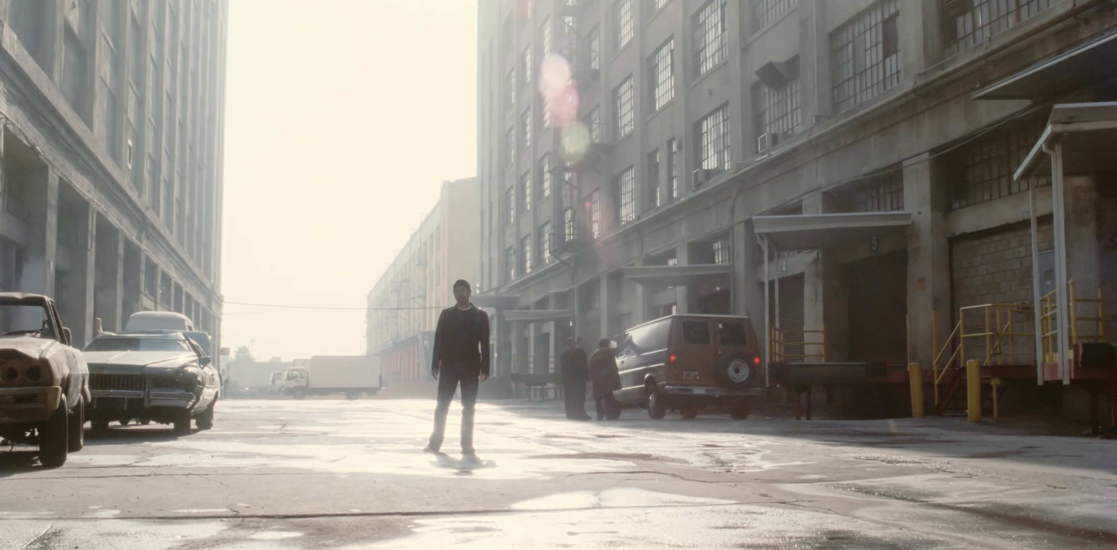 Stuck In A Moment You Can't Get Out Of (2001) —  shot,  lighting