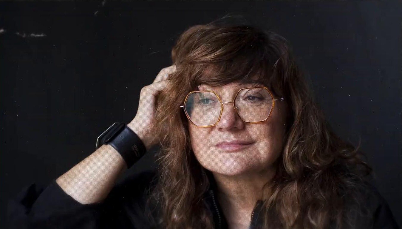 LIGA F: Here it Comes (2025) —  shot,  lighting