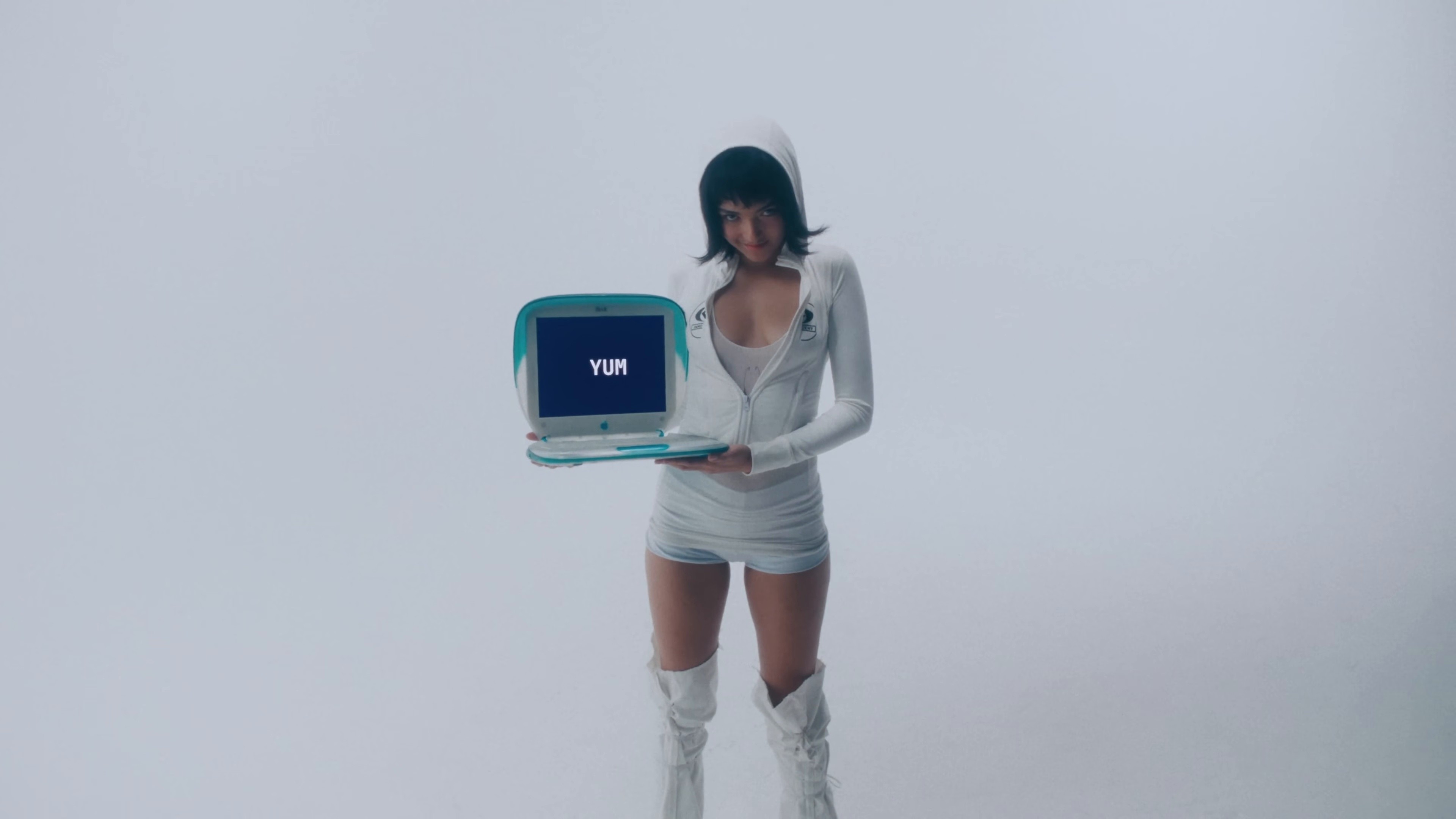 YUMMi 🖤 (2025) —  shot,  lighting