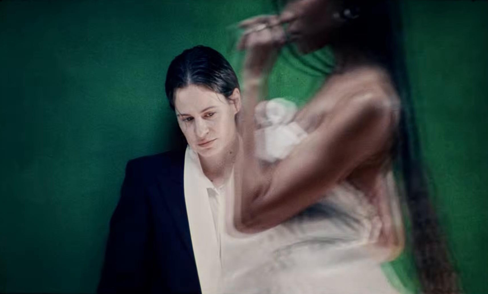 Ah Ya (2026) —  shot,  lighting