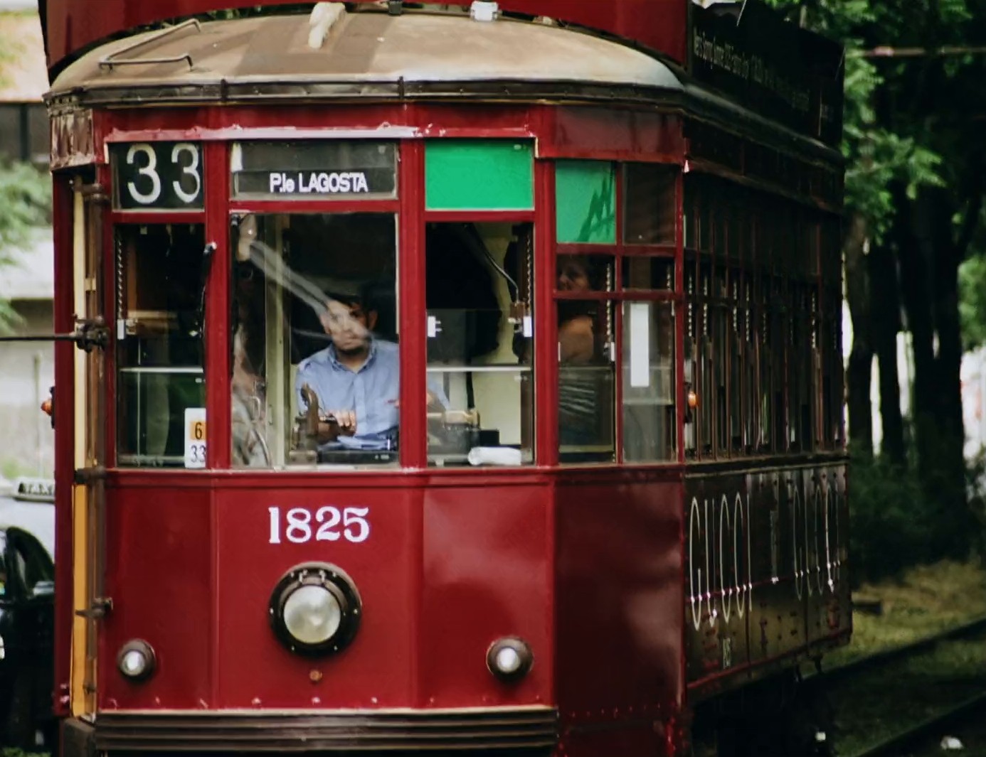 GUCCI - MEN SS25 - SHOW TEASER (2024) —  shot,  lighting