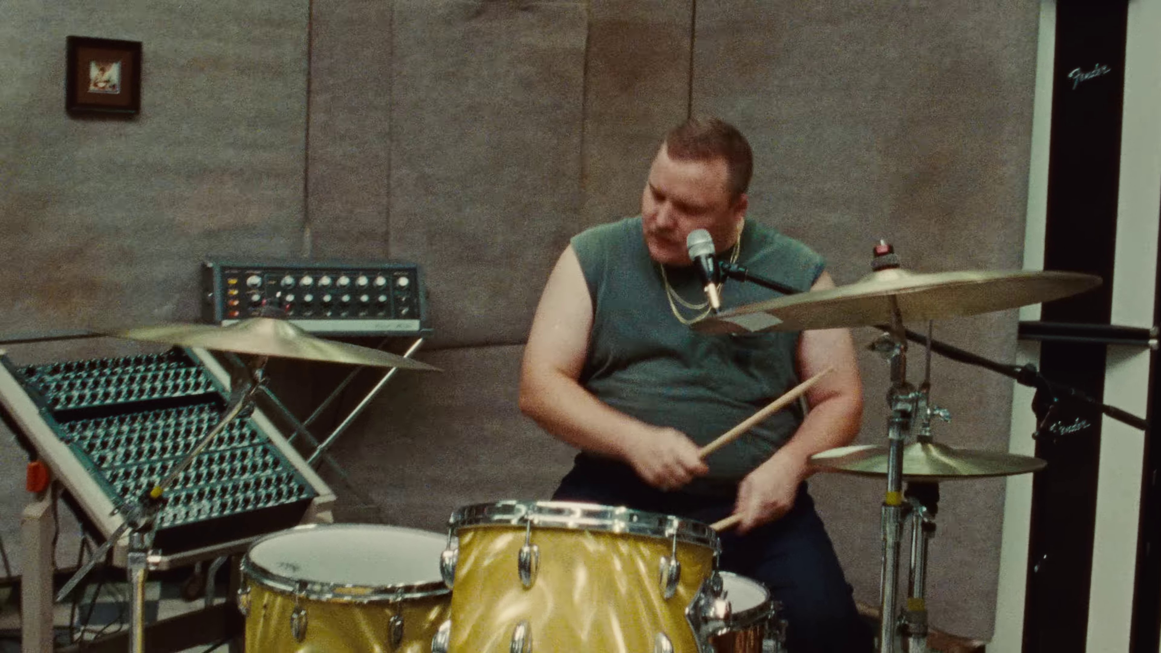 Modern Girl (2023) —  shot,  lighting