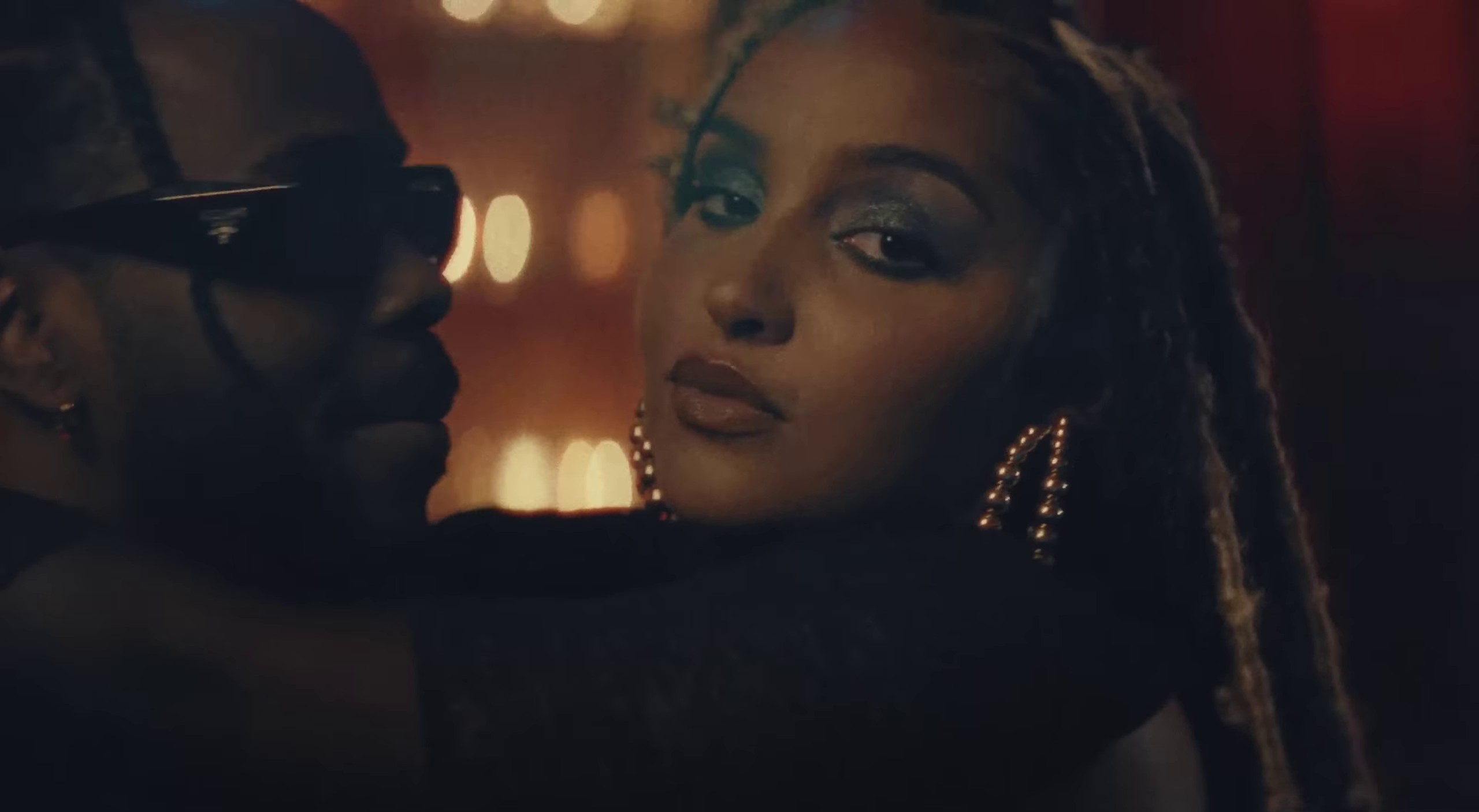 Want me (2023) —  shot,  lighting