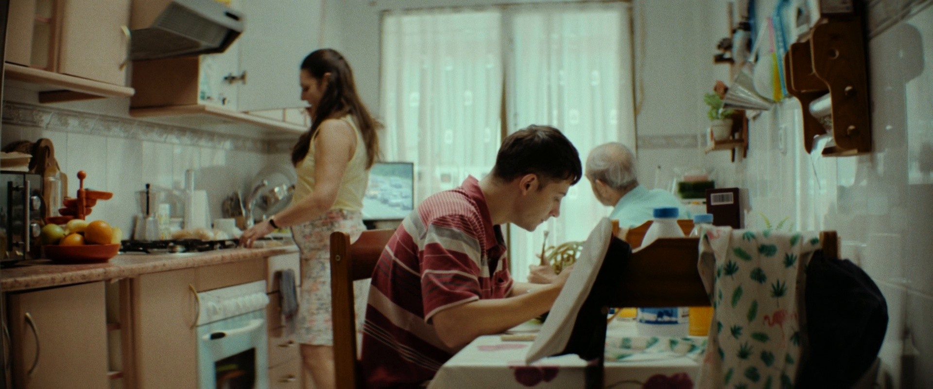 Enemigos (2025) —  shot,  lighting