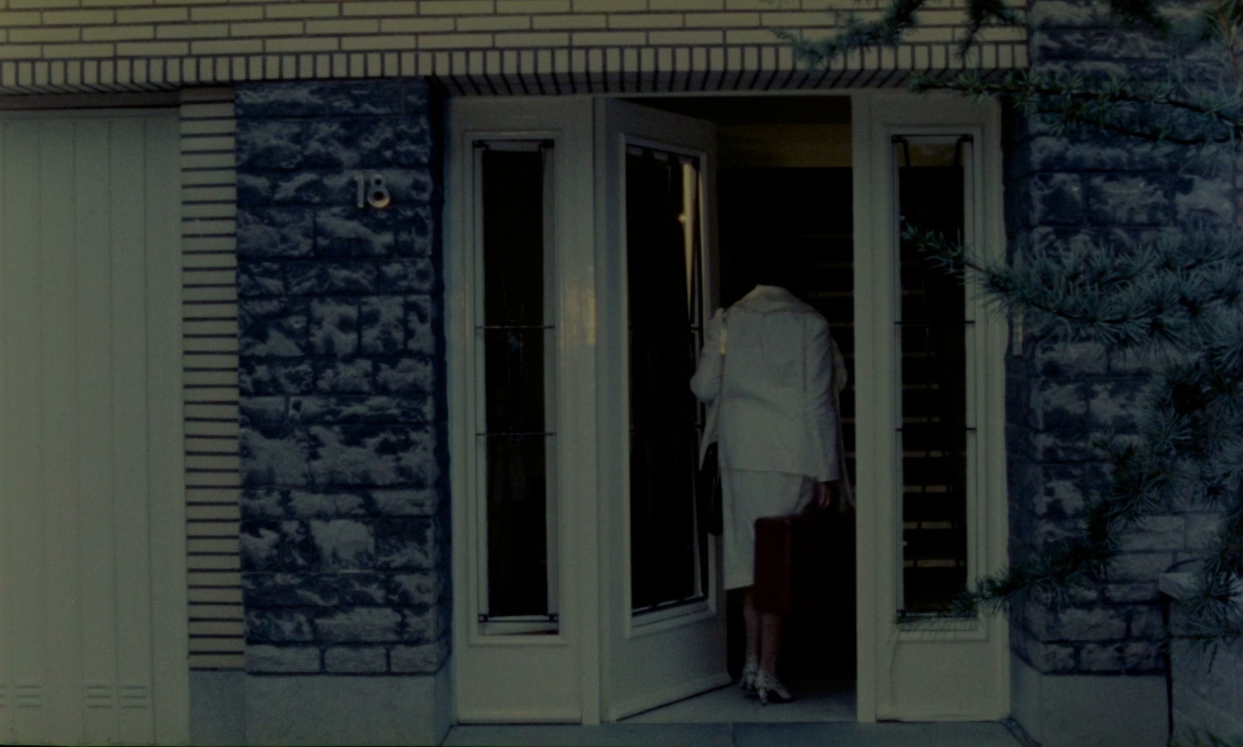 A Whole Night (1982) —  shot,  lighting