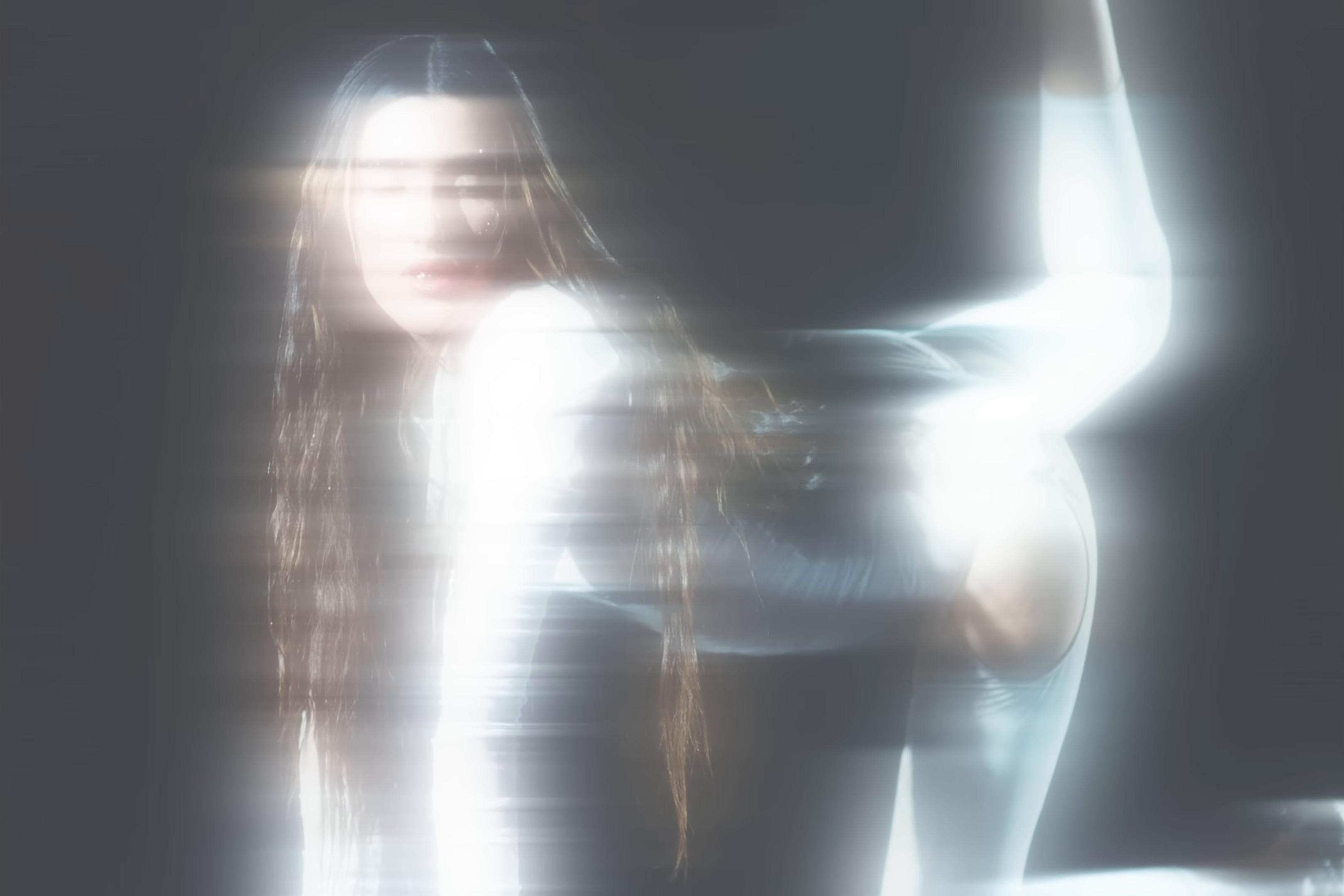 TÚ ET MOI (2025) —  shot,  lighting