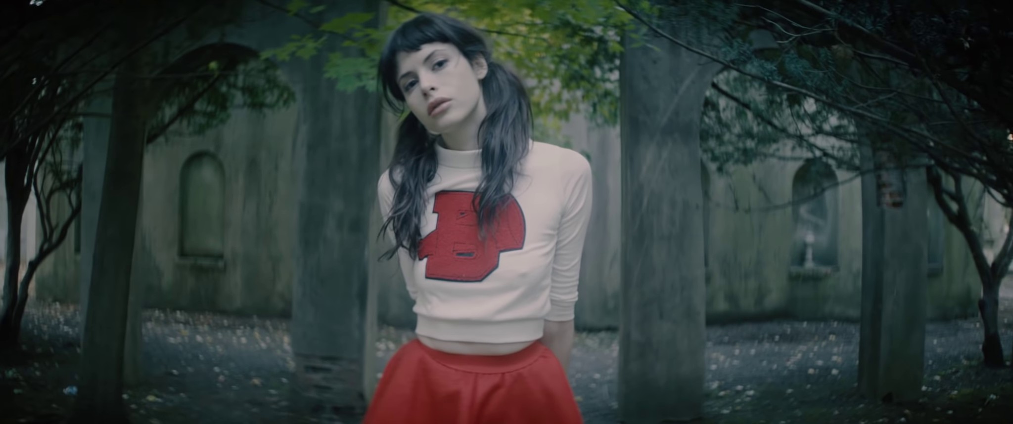  Predator's Ball (2020) —  shot,  lighting