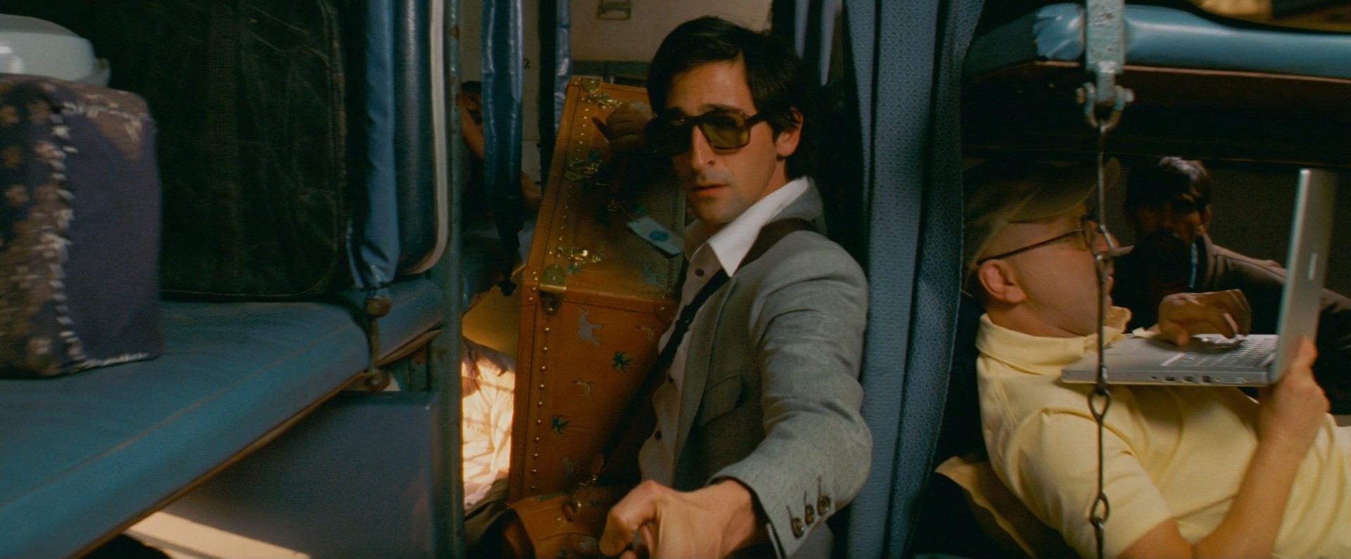 The Darjeeling Limited (1997) —  shot,  lighting