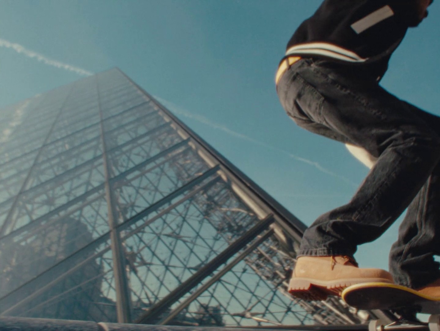 LOUIS VUITTON MEN'S FW 2024 with TYSHAWN JONES (2024) —  shot,  lighting