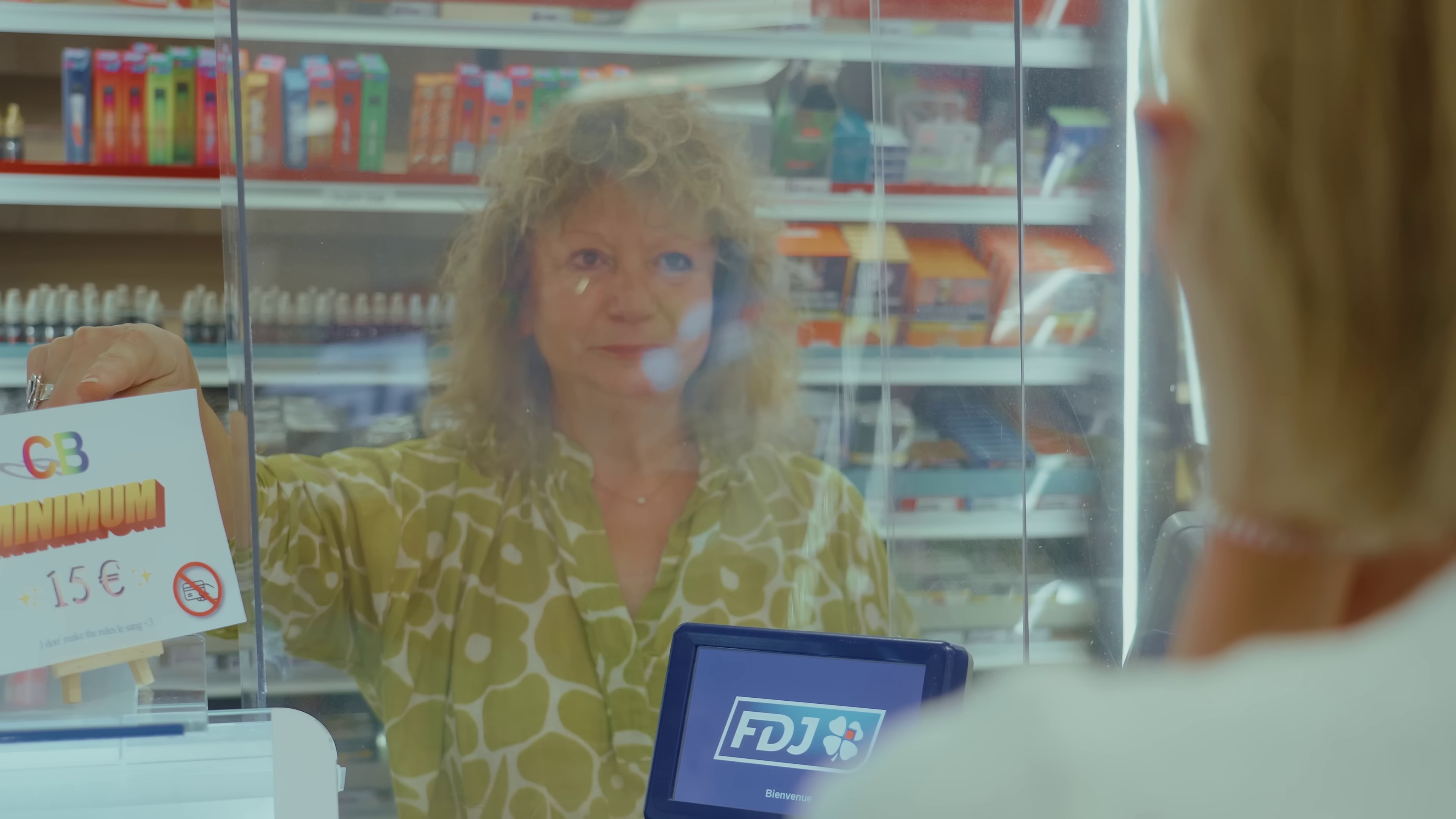 Dans la moyenne (2023) —  shot,  lighting