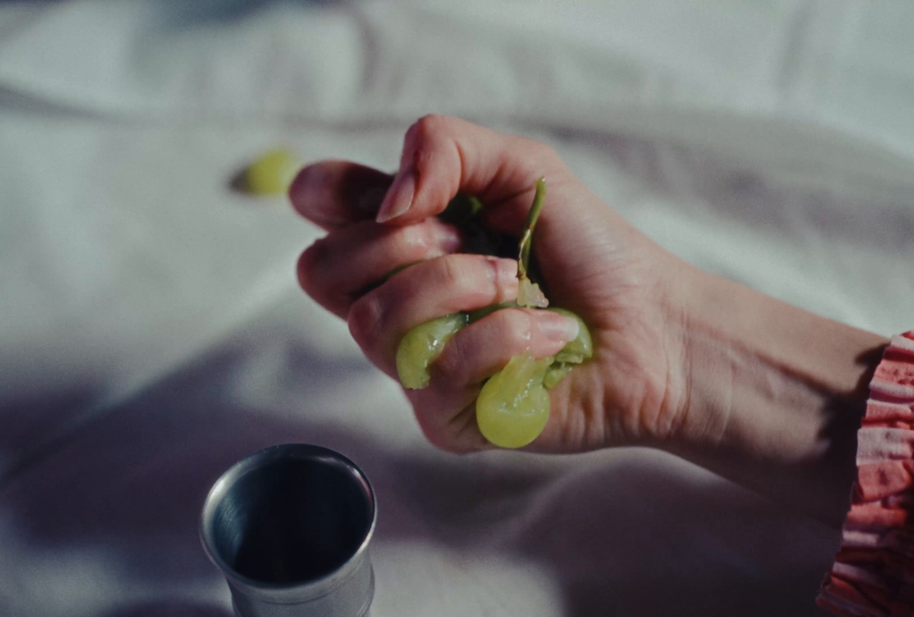 NO ME GUSTA (2025) —  shot,  lighting