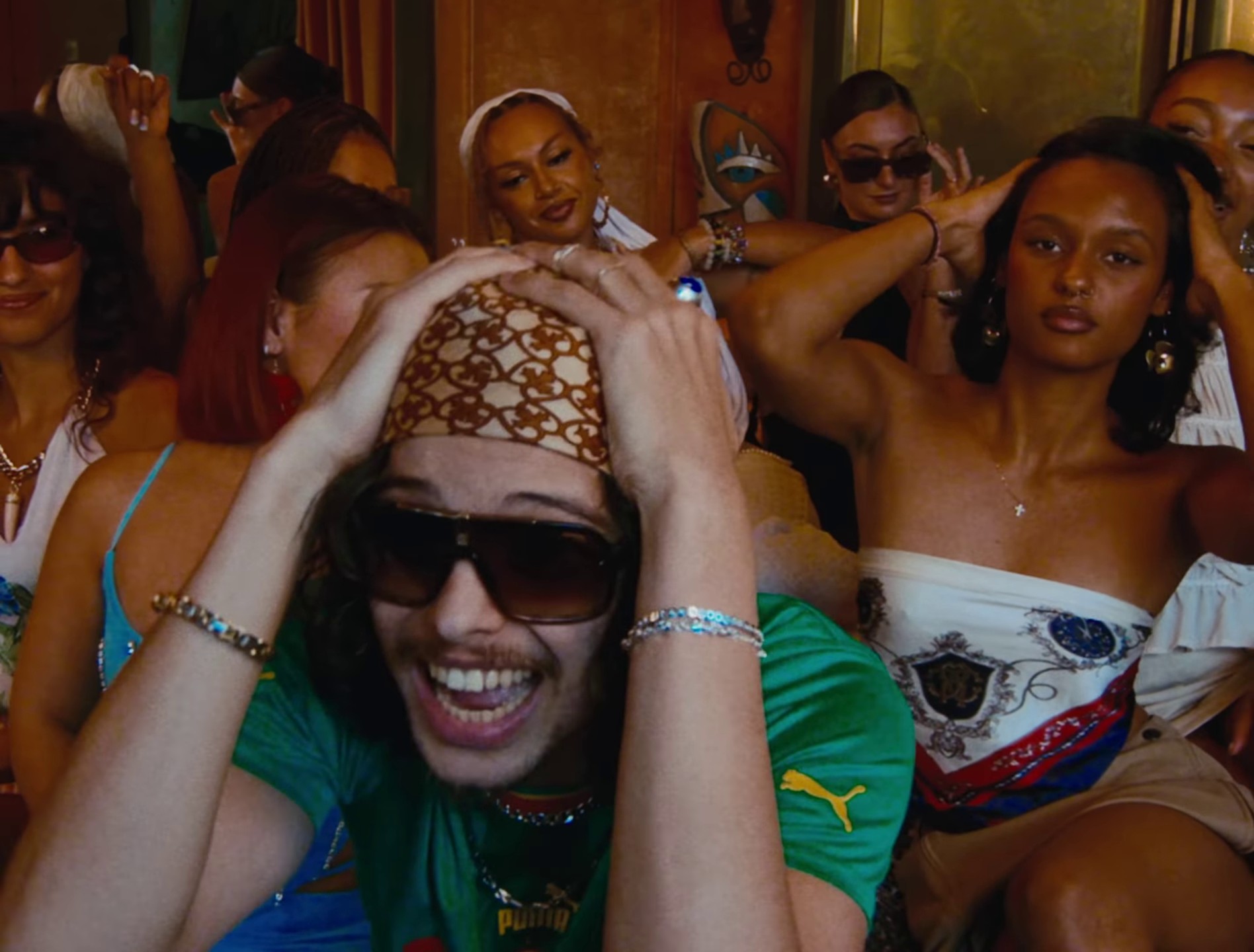 Instinct Animal (2024) —  shot,  lighting