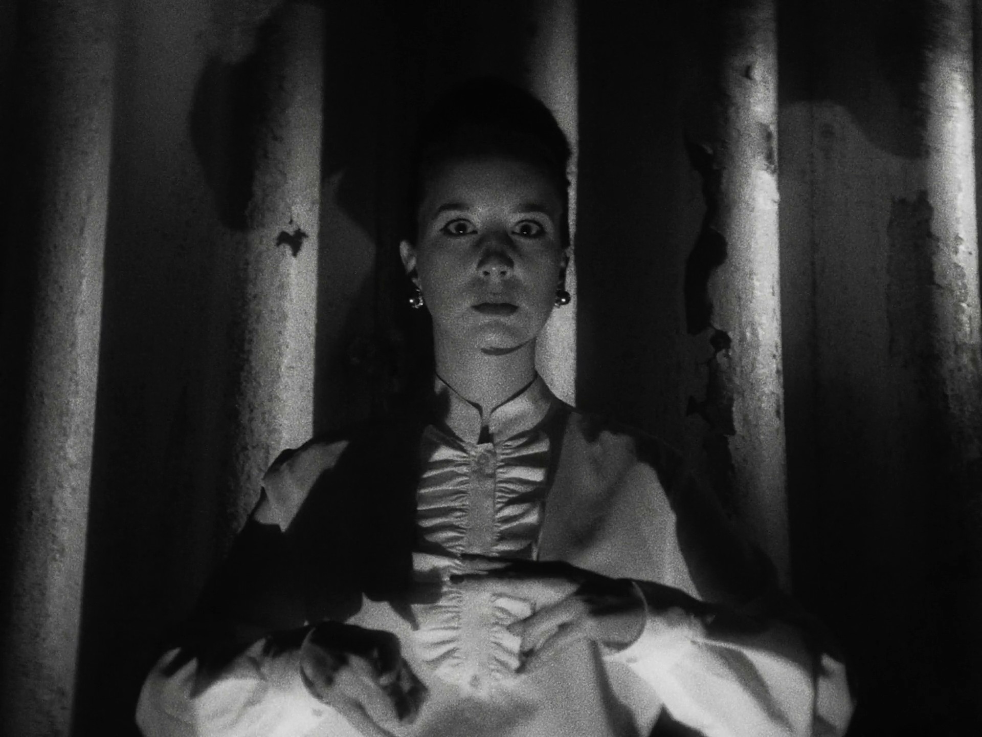 387  (1970) —  shot,  lighting