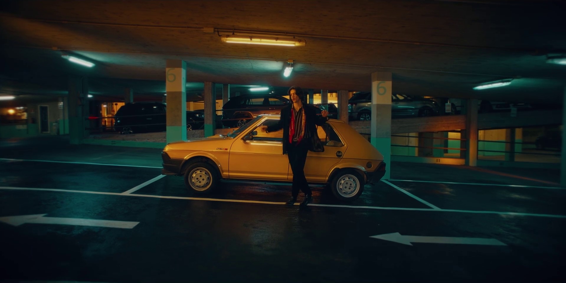 Spotify - Ascolta responsabilmente (Sanremo 2024) (2024) —  shot,  lighting