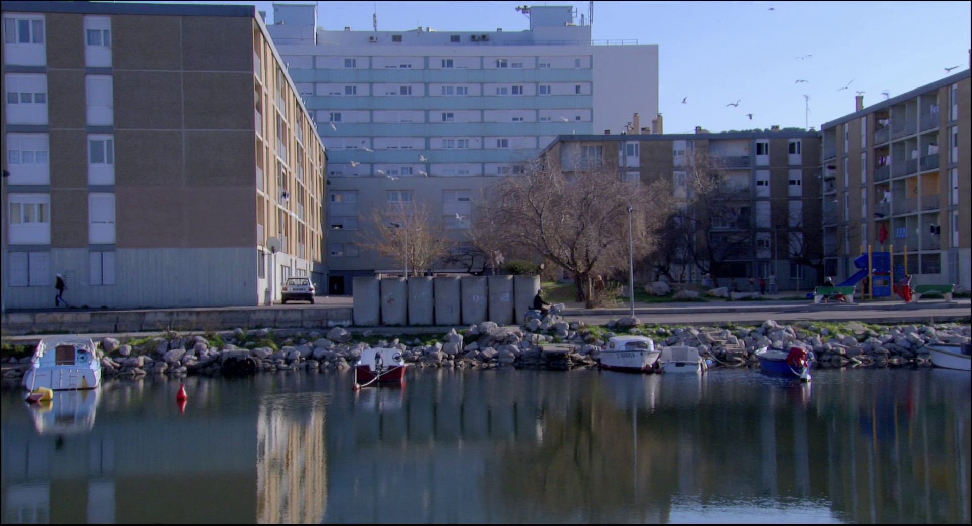 The Secret of the Grain (2007) —  shot,  lighting