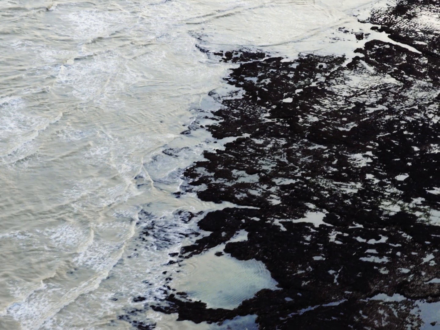 No Love (2025) —  shot,  lighting