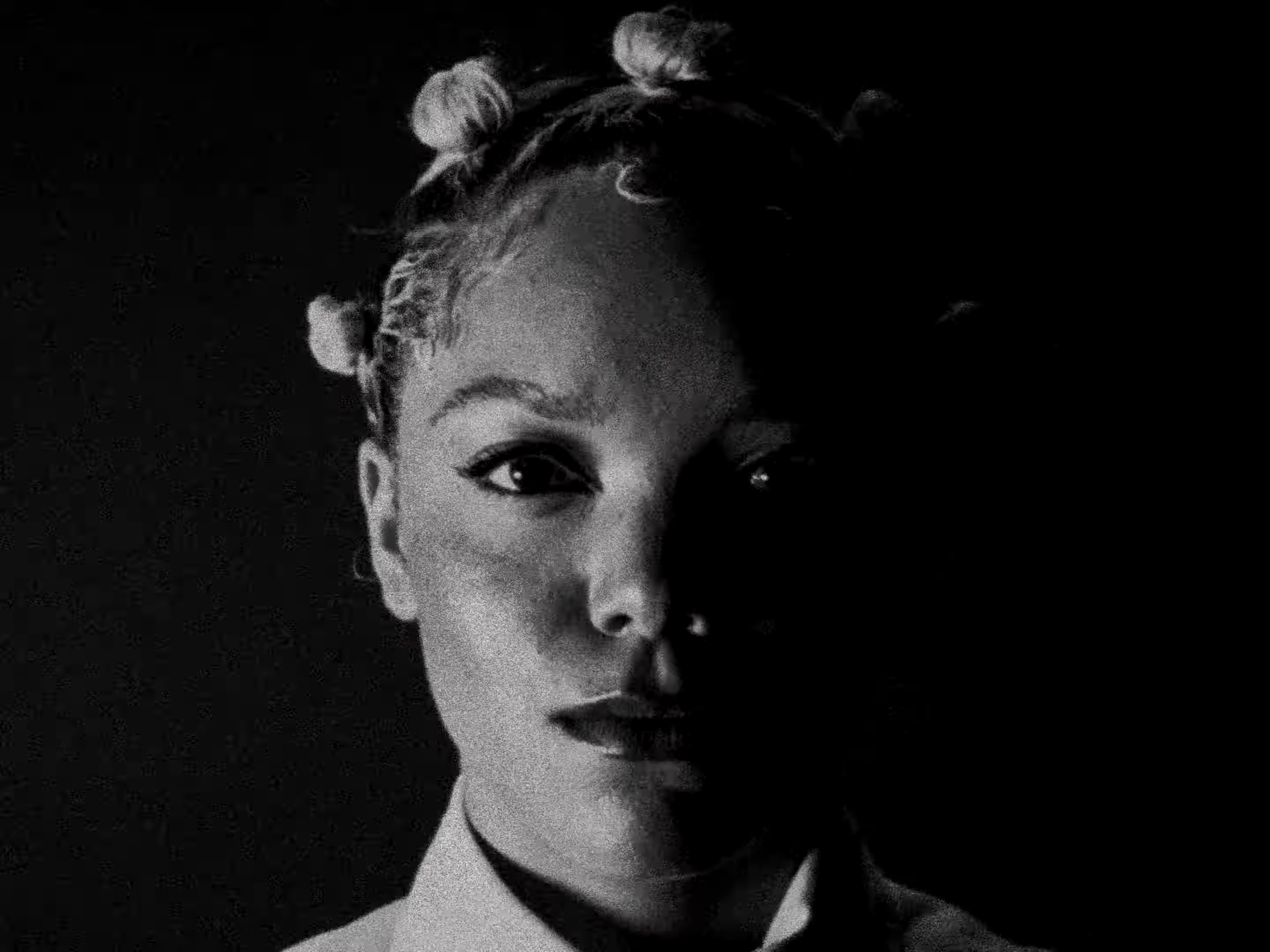 poser (2025) —  shot,  lighting