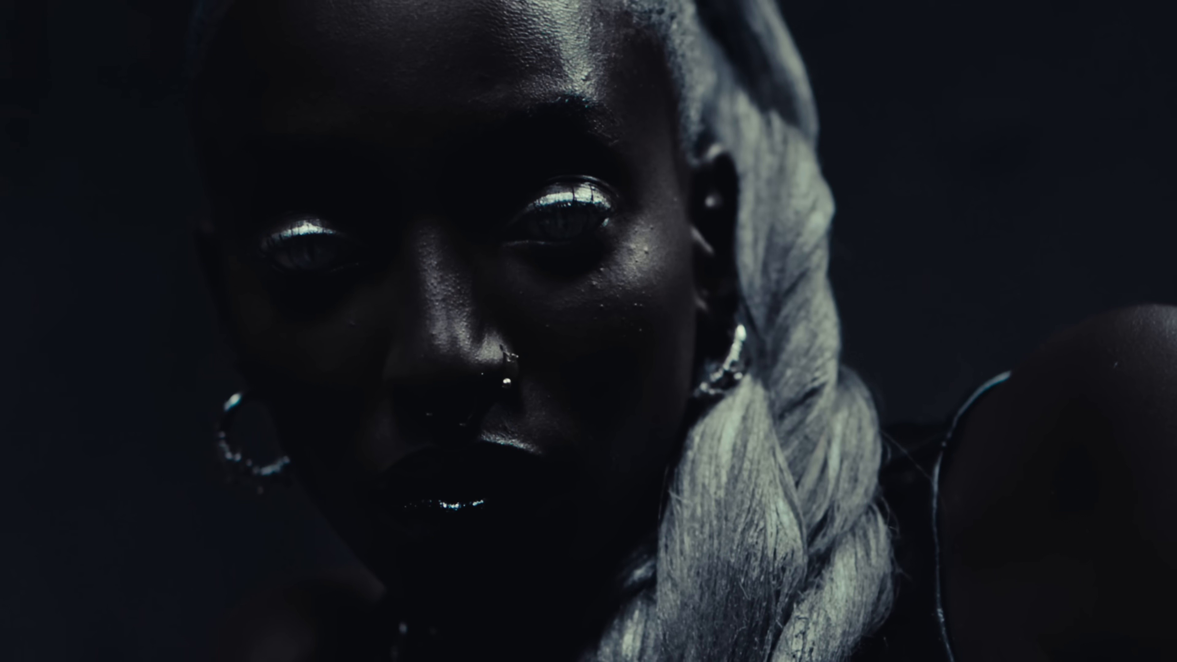 CARTIER SANTOS (2025) —  shot,  lighting