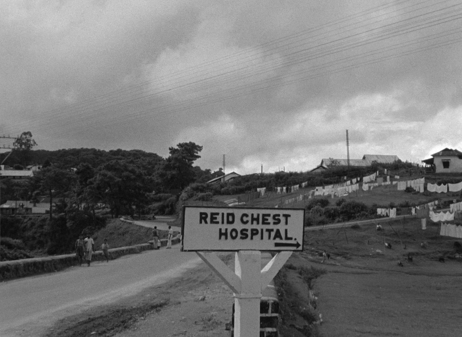 The Cloud-Capped Star (1960) —  shot,  lighting