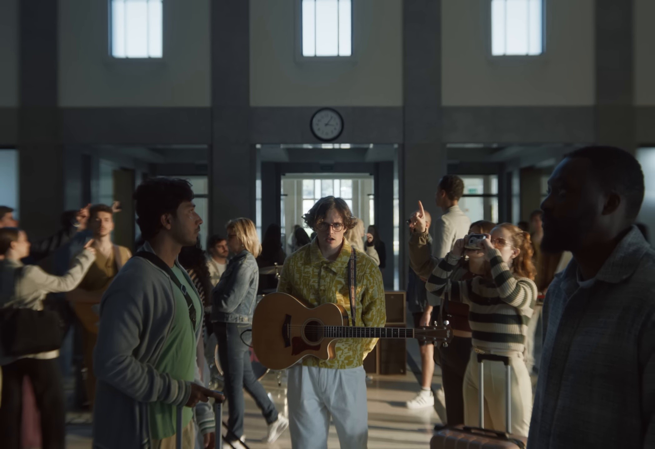 Deslocado (2025) —  shot,  lighting