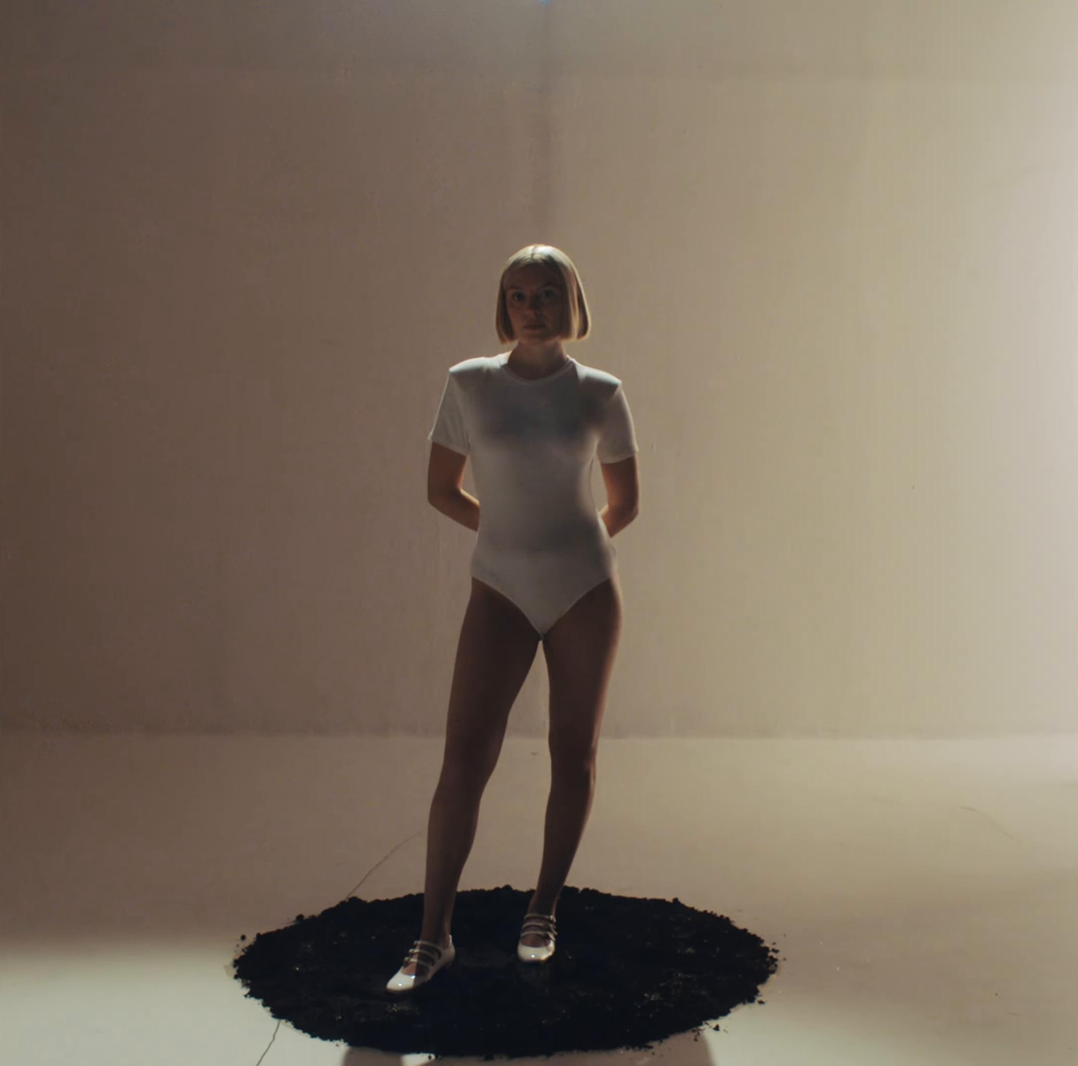 J’veux tout savoir (2024) —  shot,  lighting