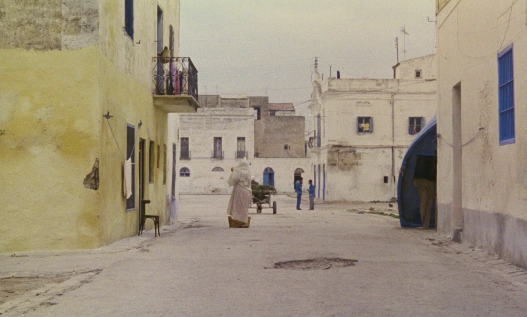 A Summer in La Goulette (1996) —  shot,  lighting