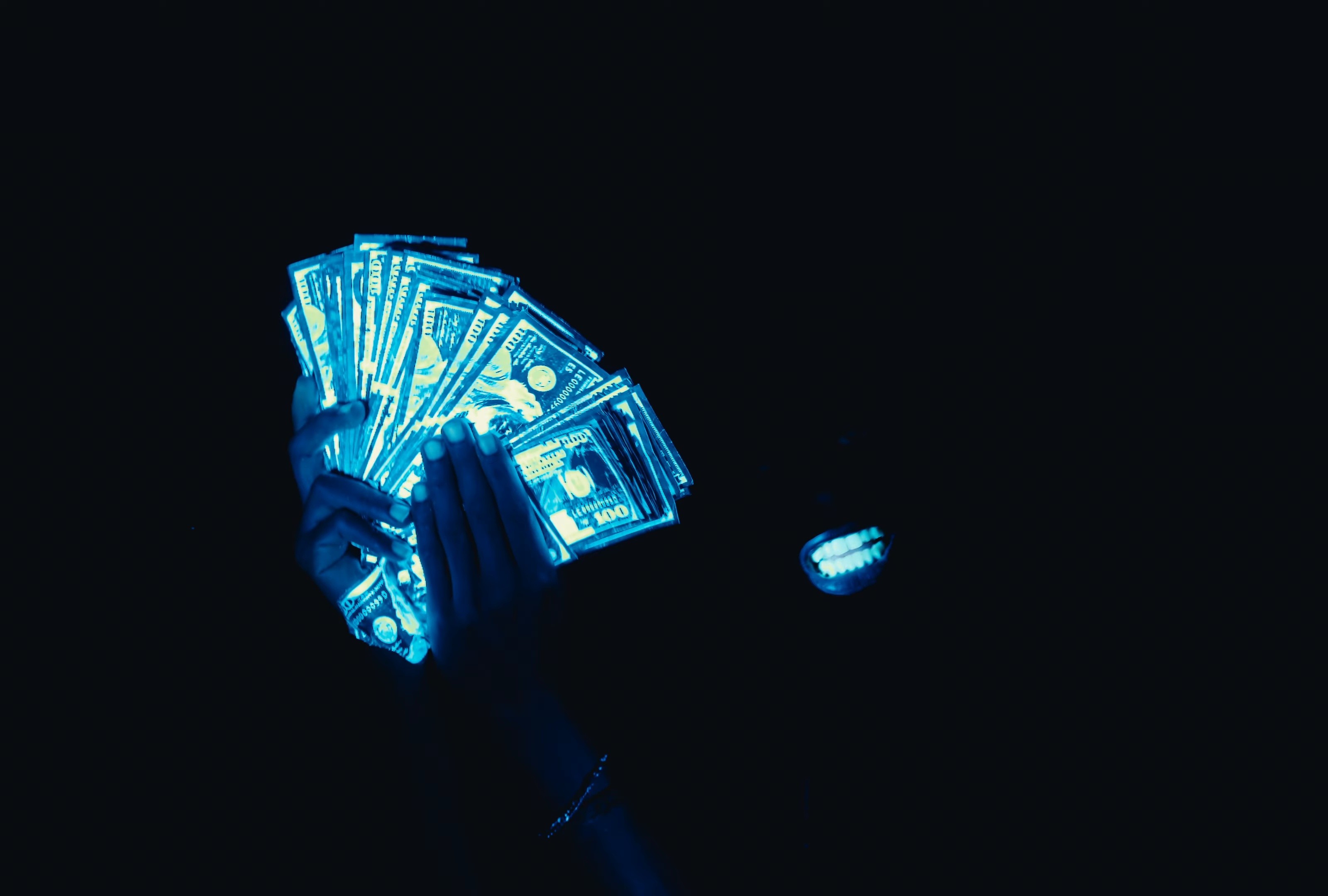 Kessef Shahor (2025) —  shot,  lighting