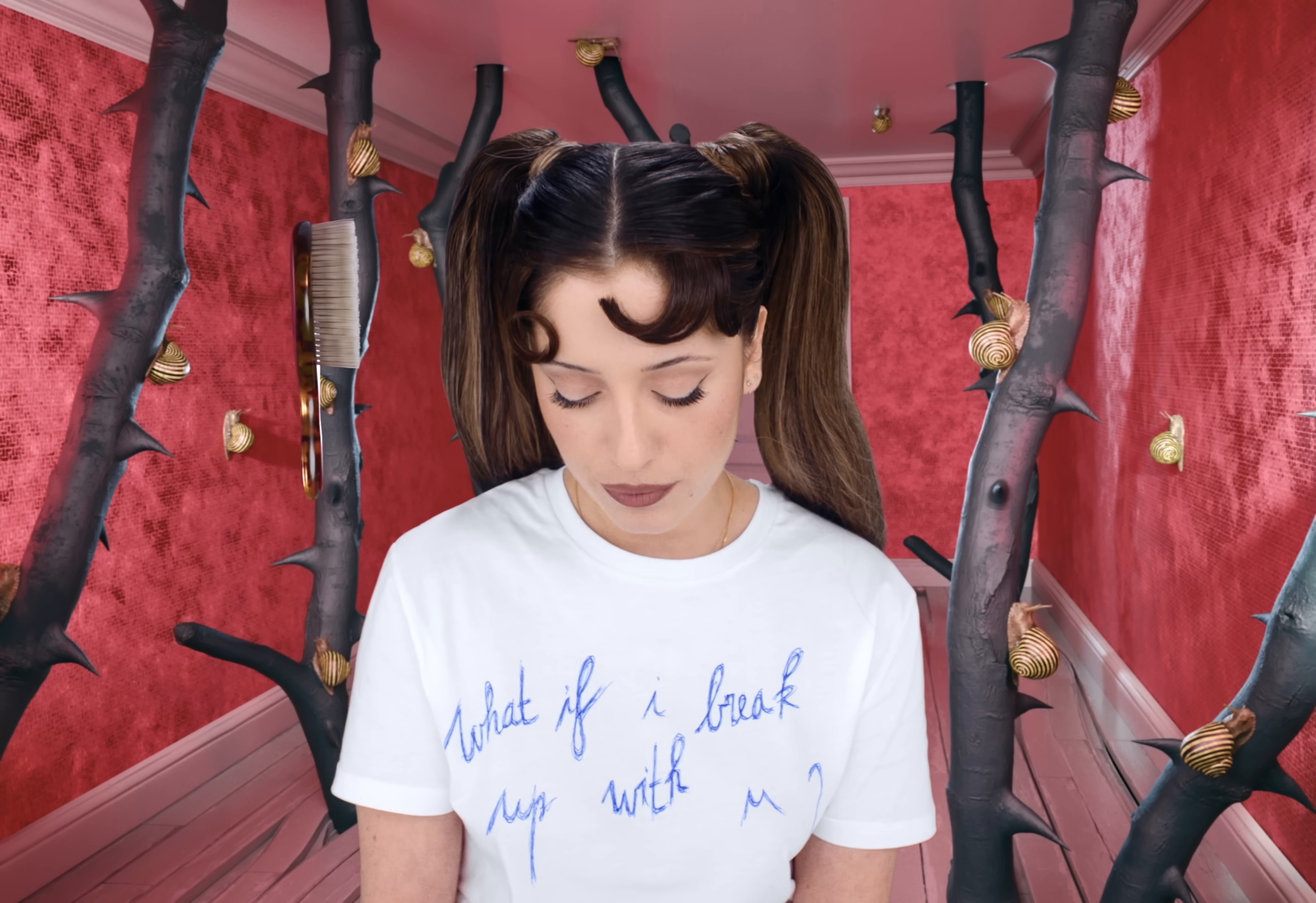 Lâche-moi la main (2025) —  shot,  lighting