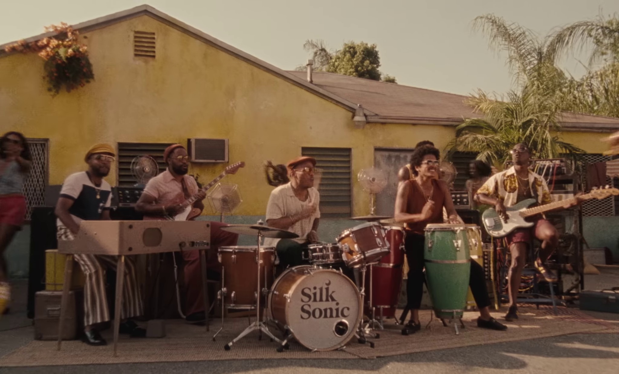 Skate (2021) —  shot,  lighting