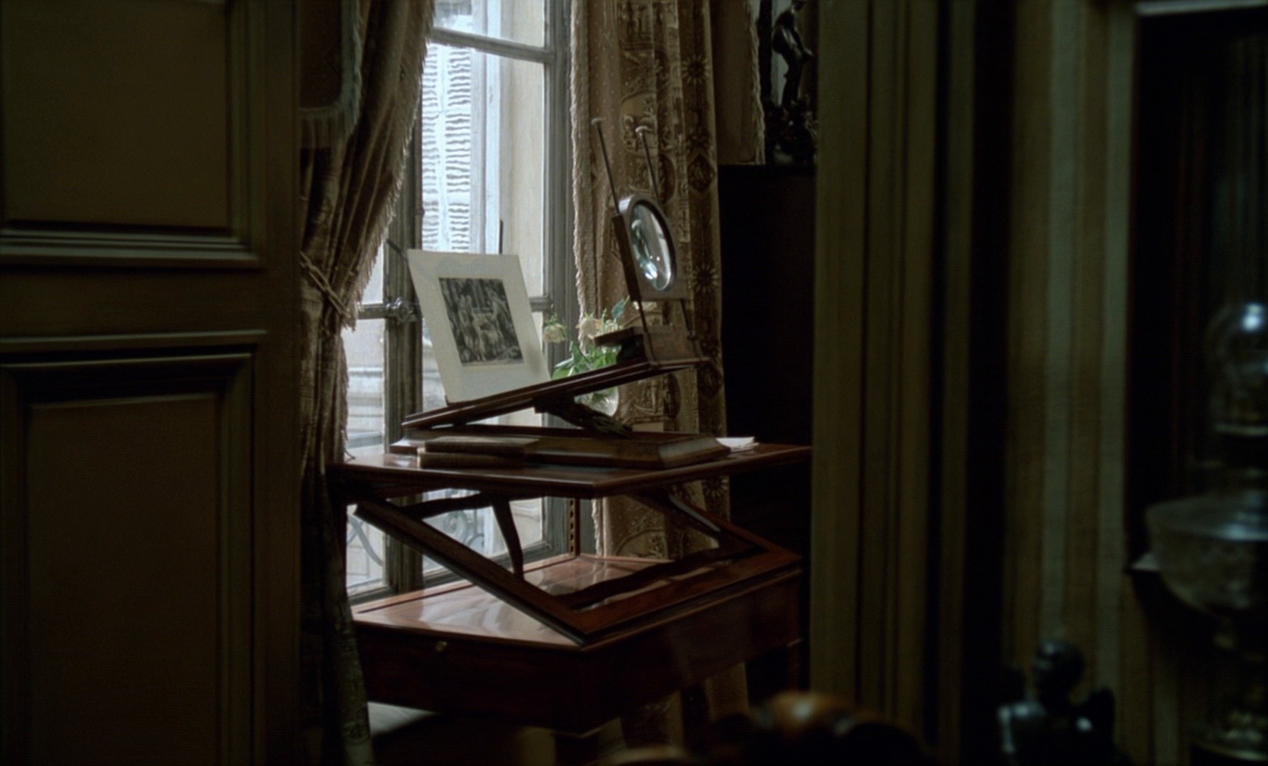 Swann in Love (1984) —  shot,  lighting