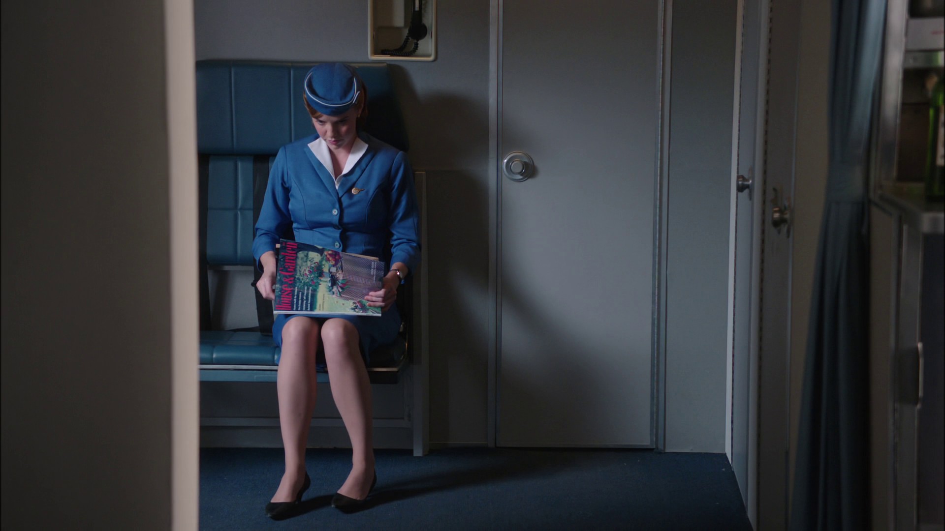 One Coin in a Fountain (2011) —  shot,  lighting