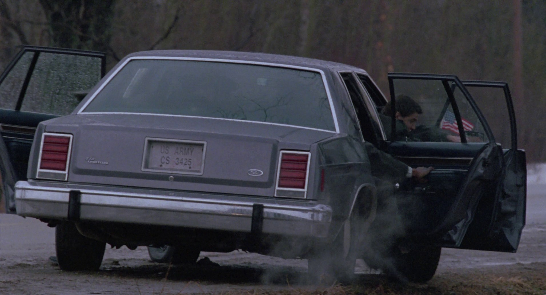 Cocktail (1988) —  shot,  lighting