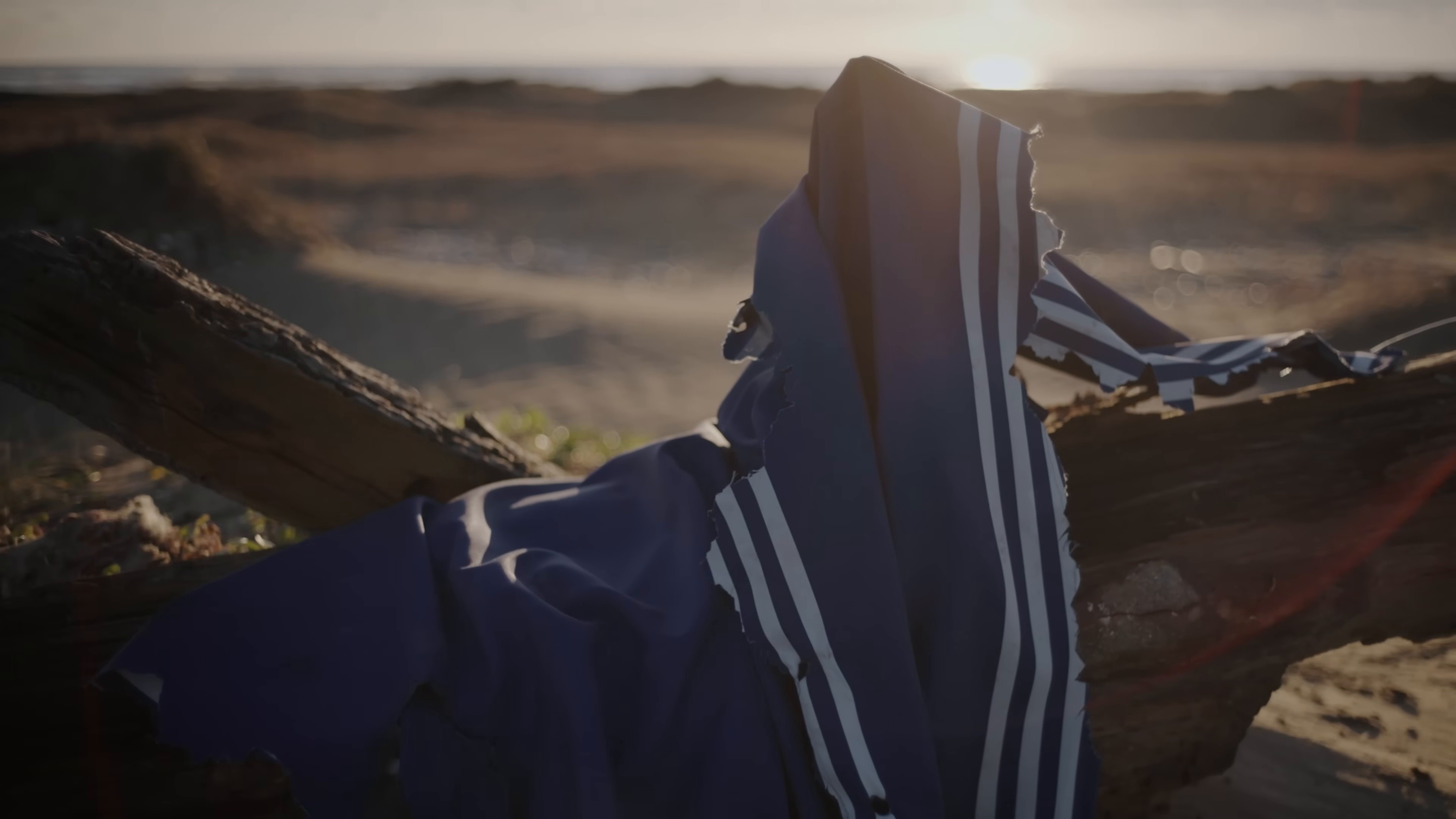 Sailor, Sail On (2025) —  shot,  lighting