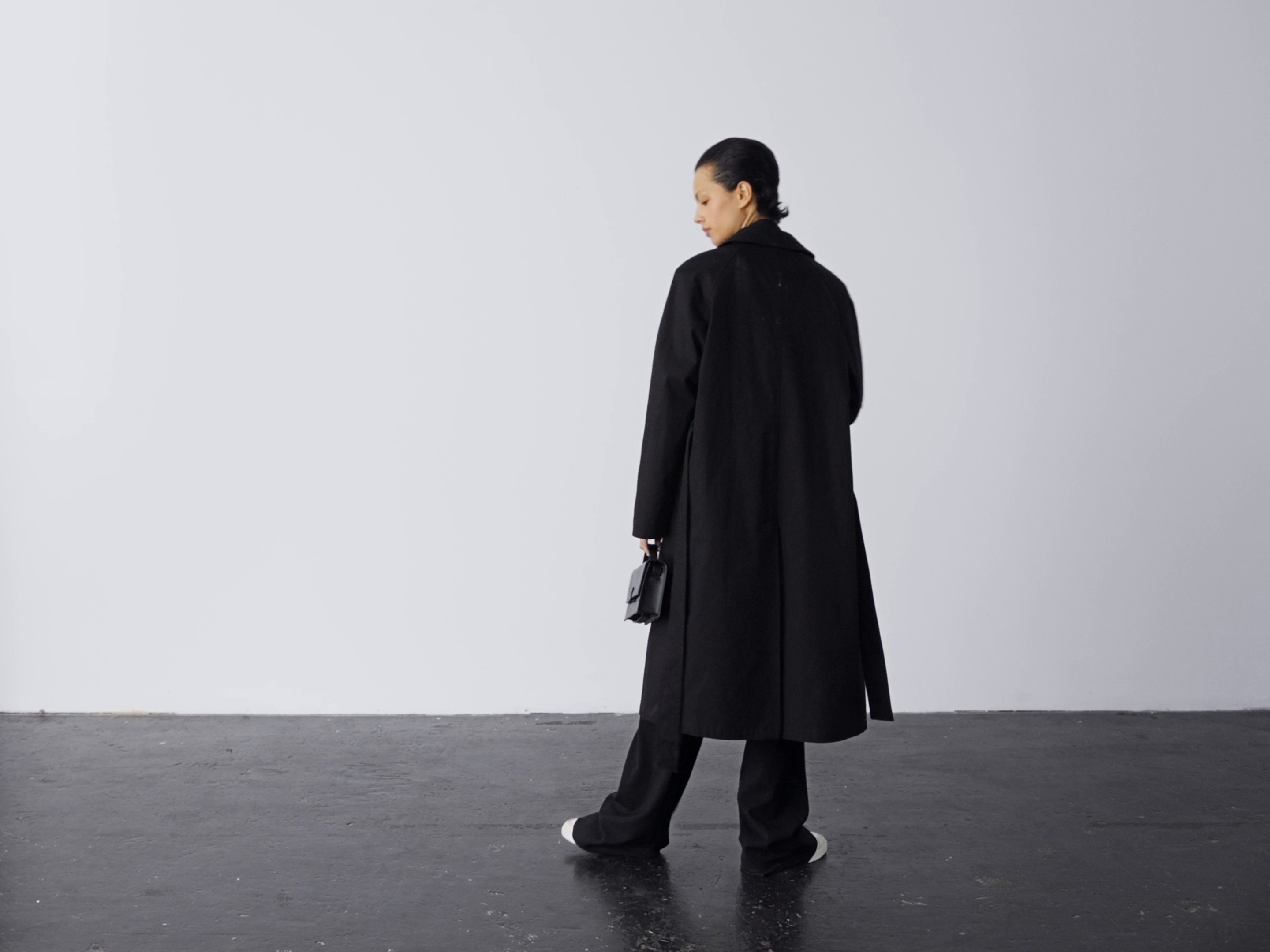 Axel Arigato SS23 (Director's Cut) (2023) —  shot,  lighting