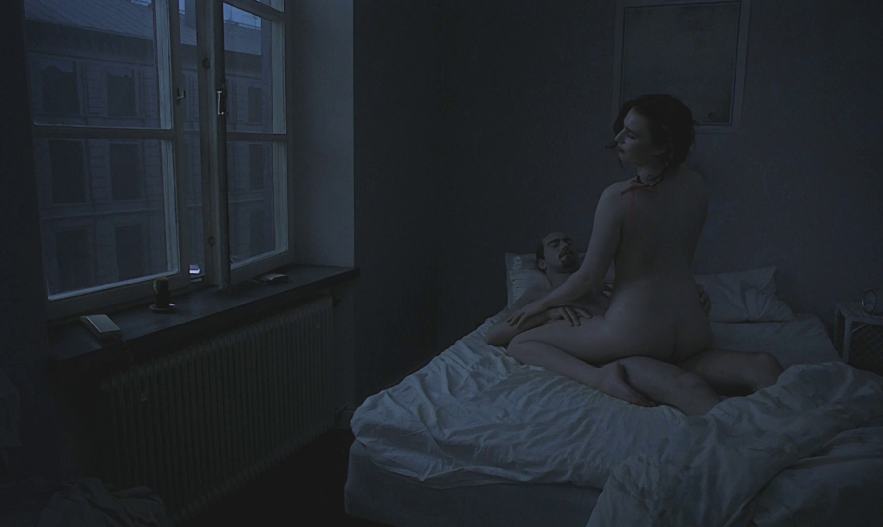 Songs from the Second Floor (2000) —  shot,  lighting