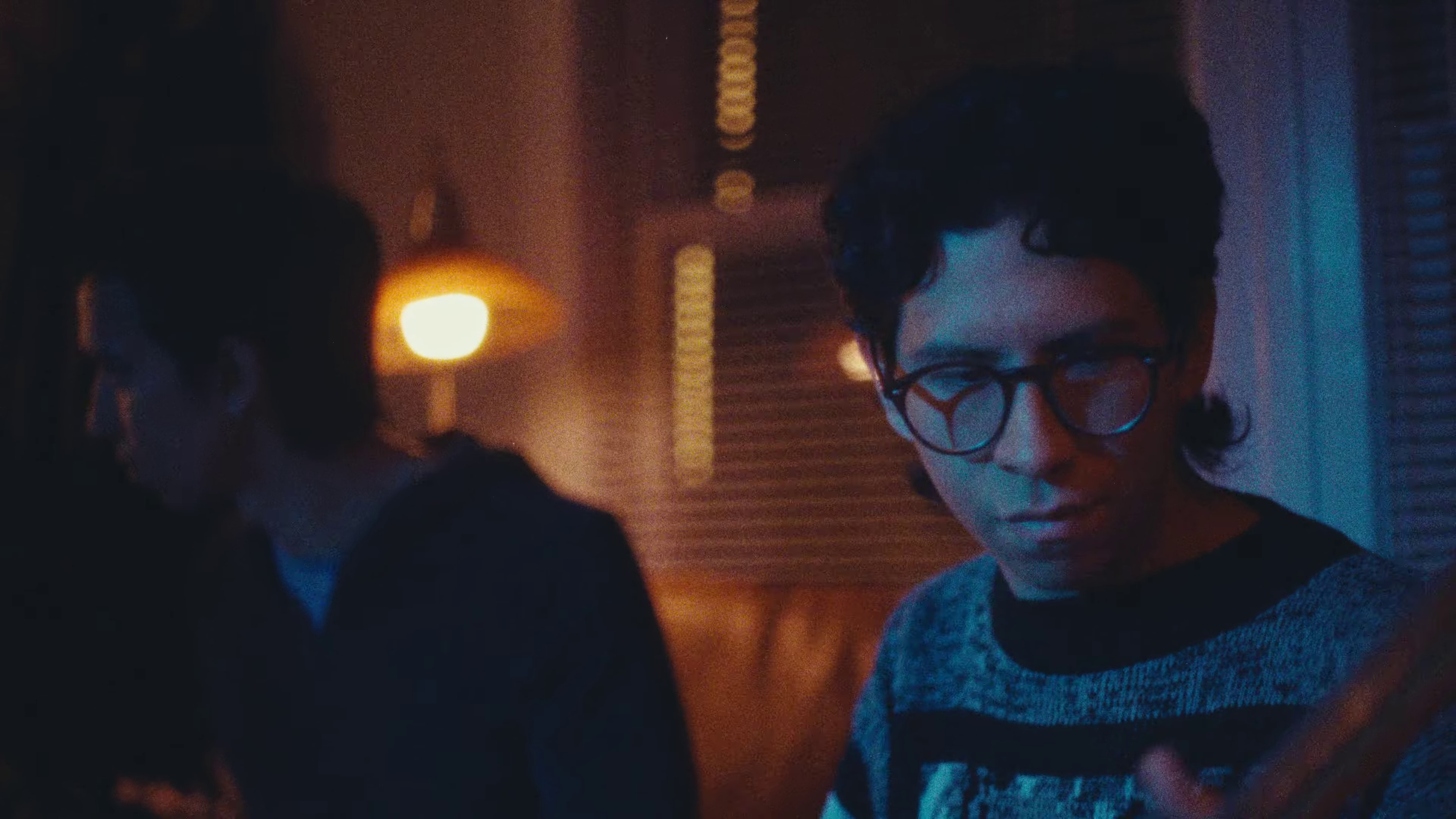 Runner (2024) —  shot,  lighting