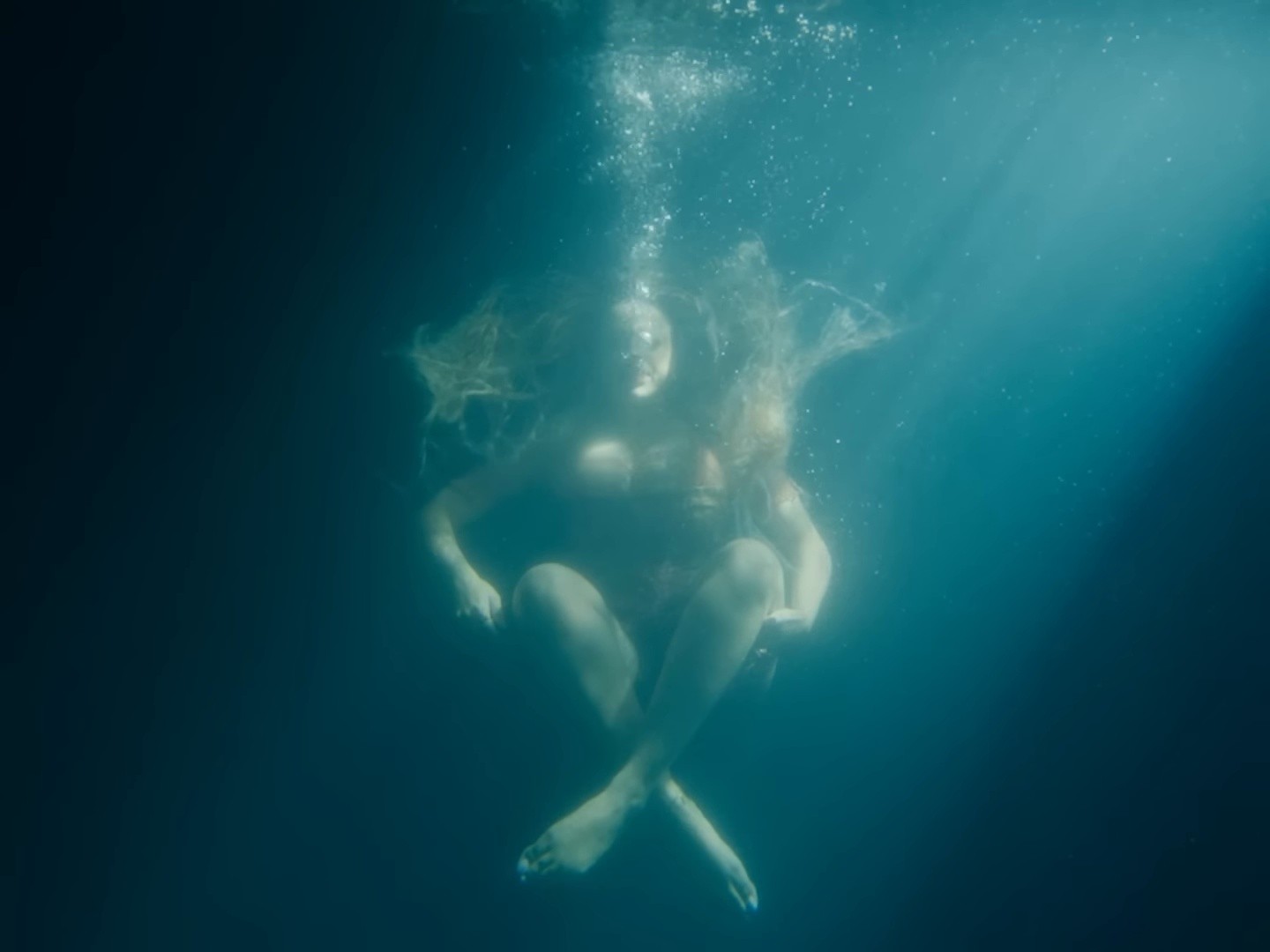 Pressure Points (2025) —  shot,  lighting