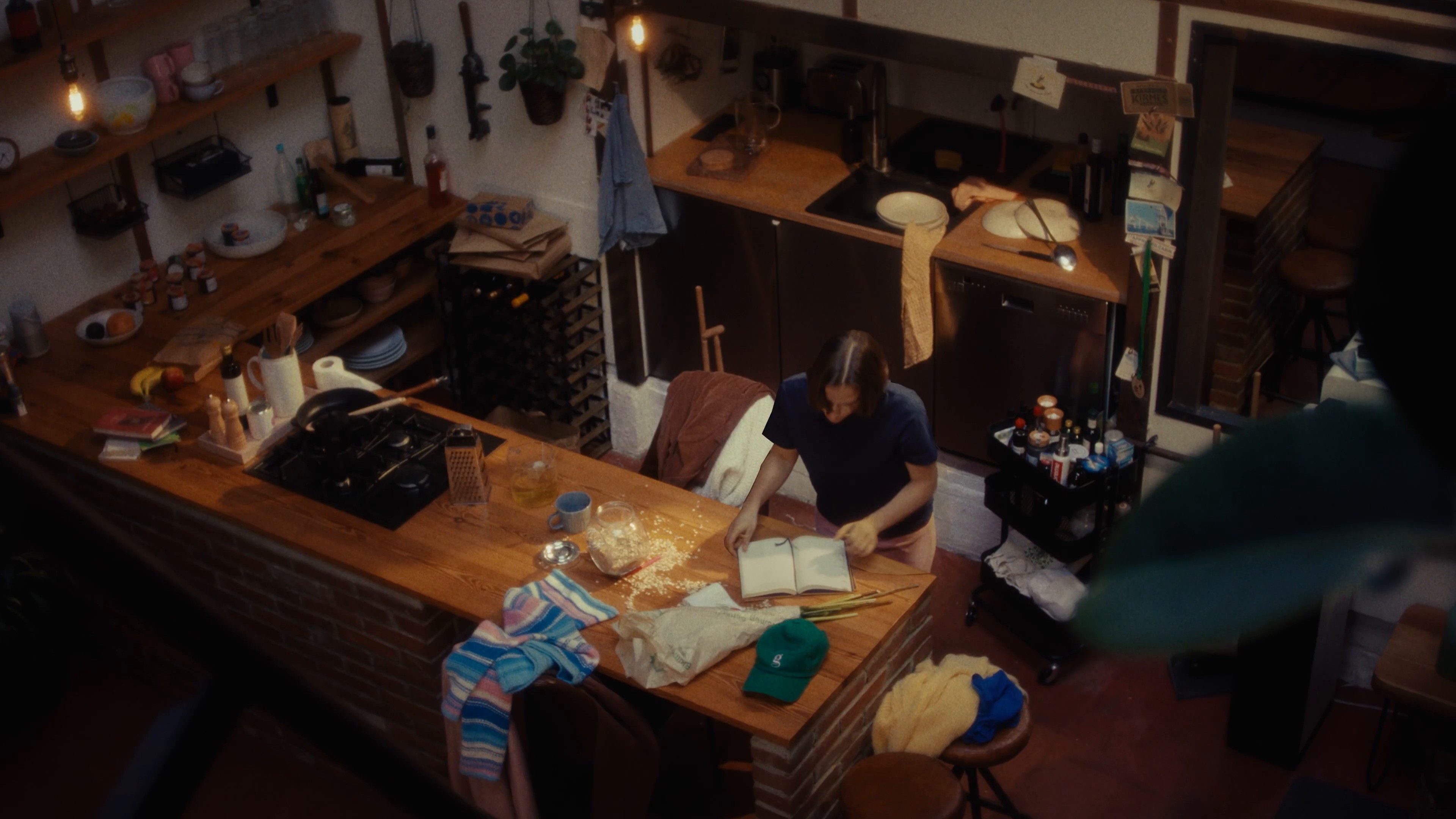 Ein Guter Plan (2024) —  shot,  lighting