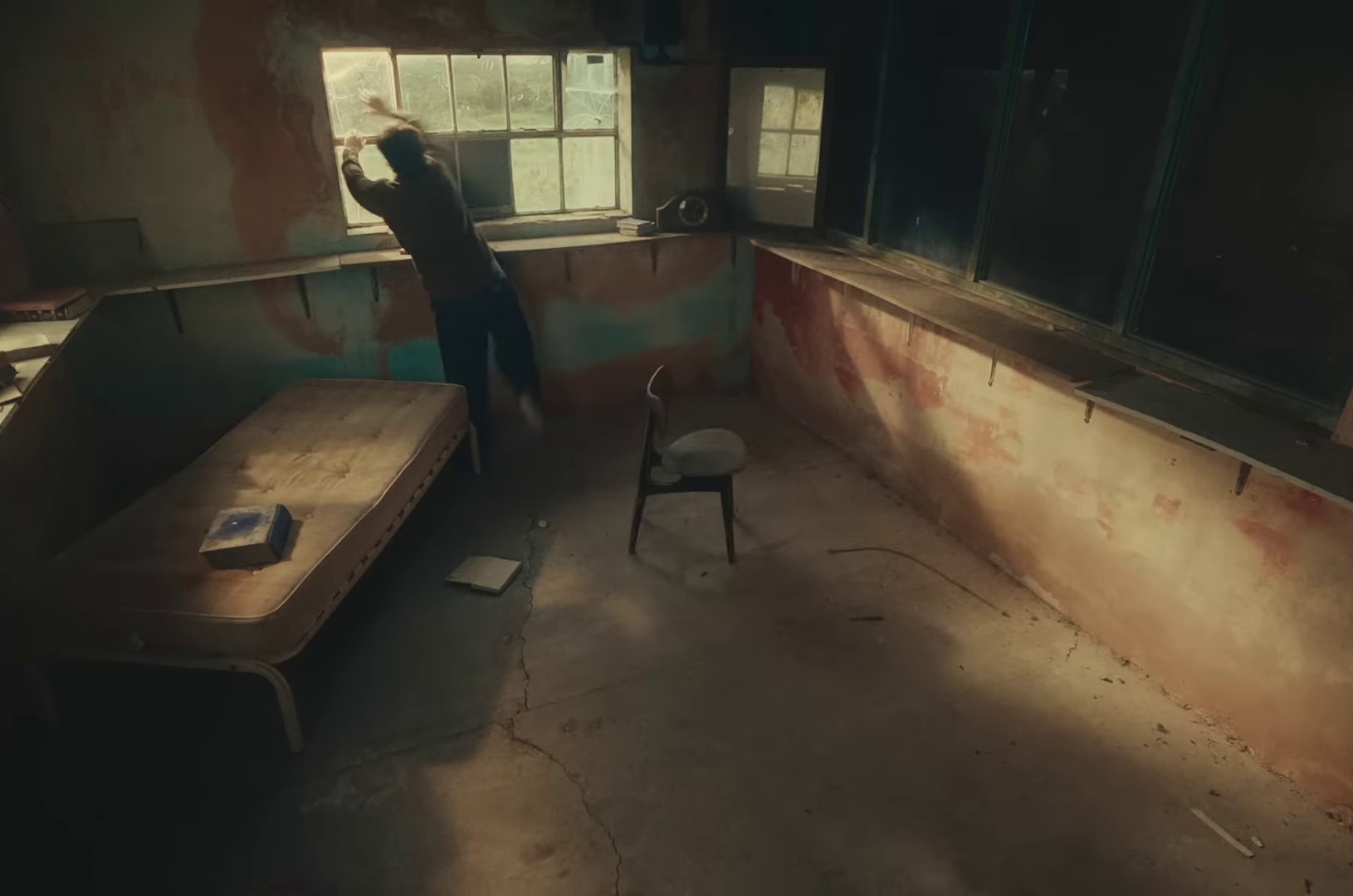 Hello Lonely (2024) —  shot,  lighting