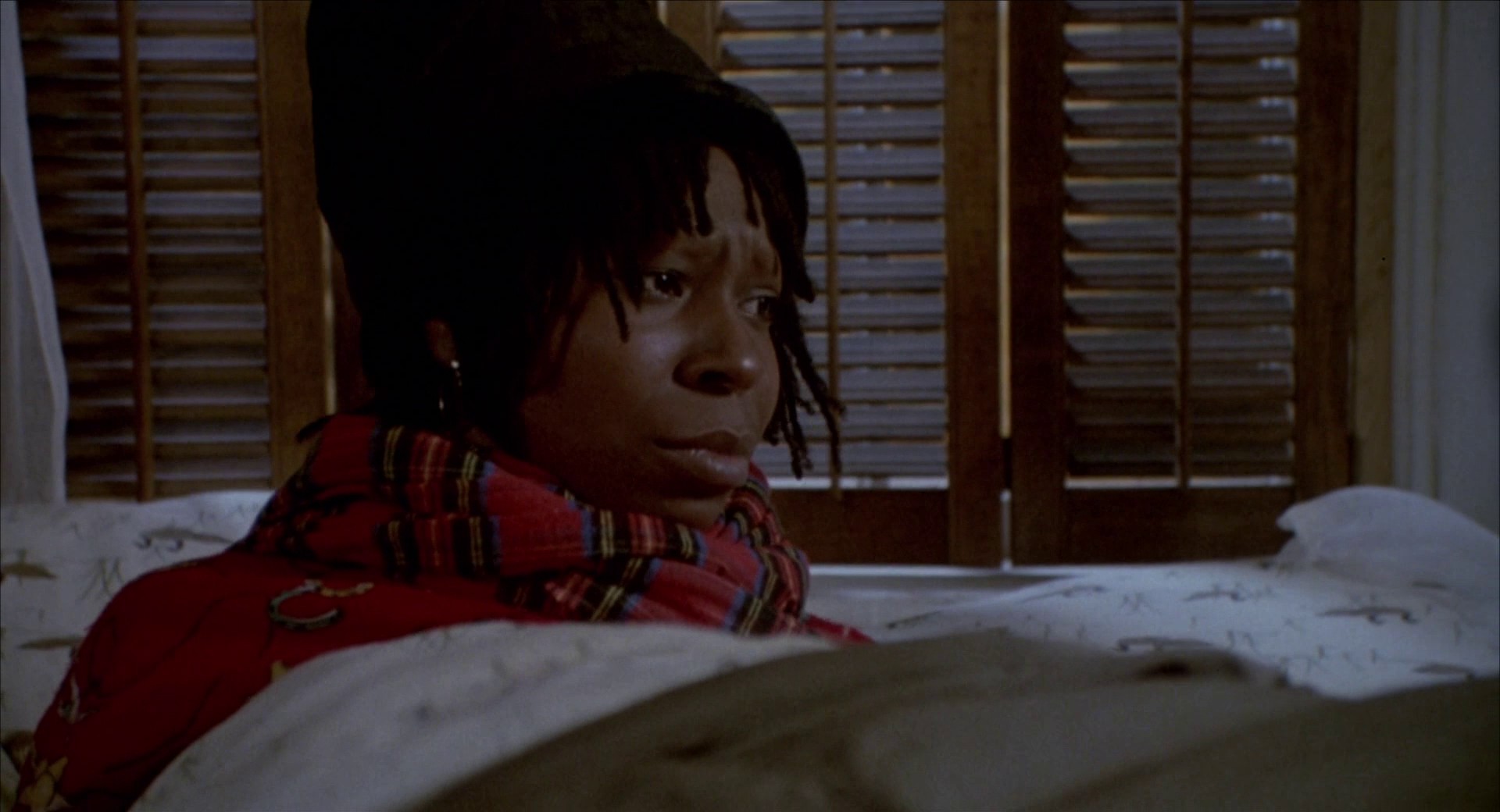 Jumpin' Jack Flash (1986) —  shot,  lighting