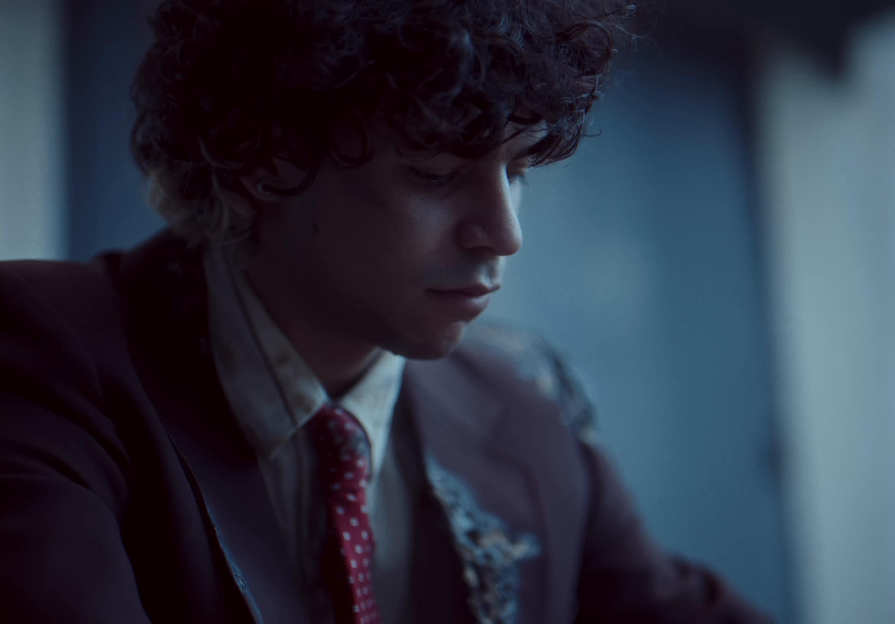 sorry es que soy intenso (Apocalipsis) (2024) —  shot,  lighting