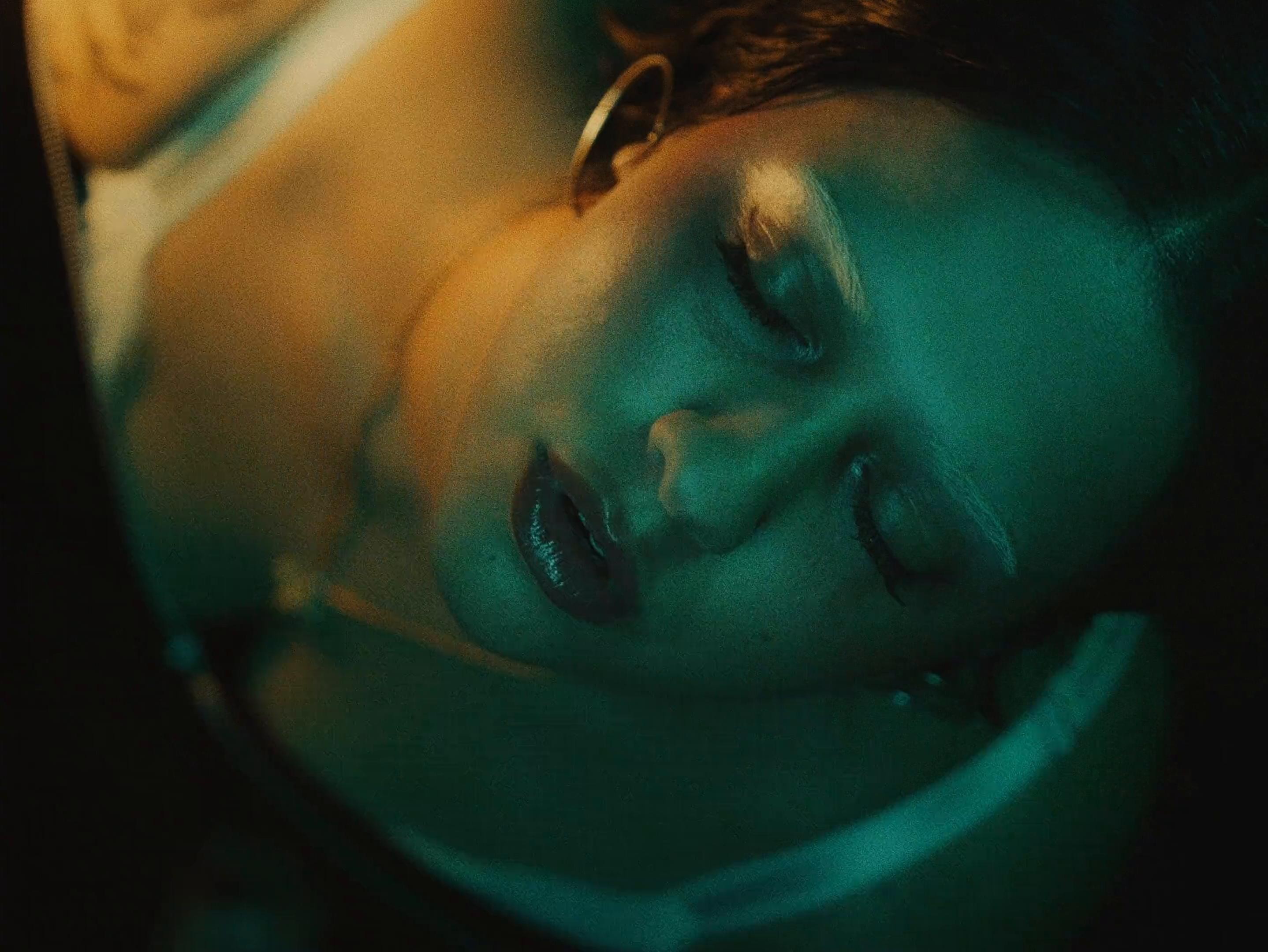 CRONACHE DI UN FIORE (2025) —  shot,  lighting