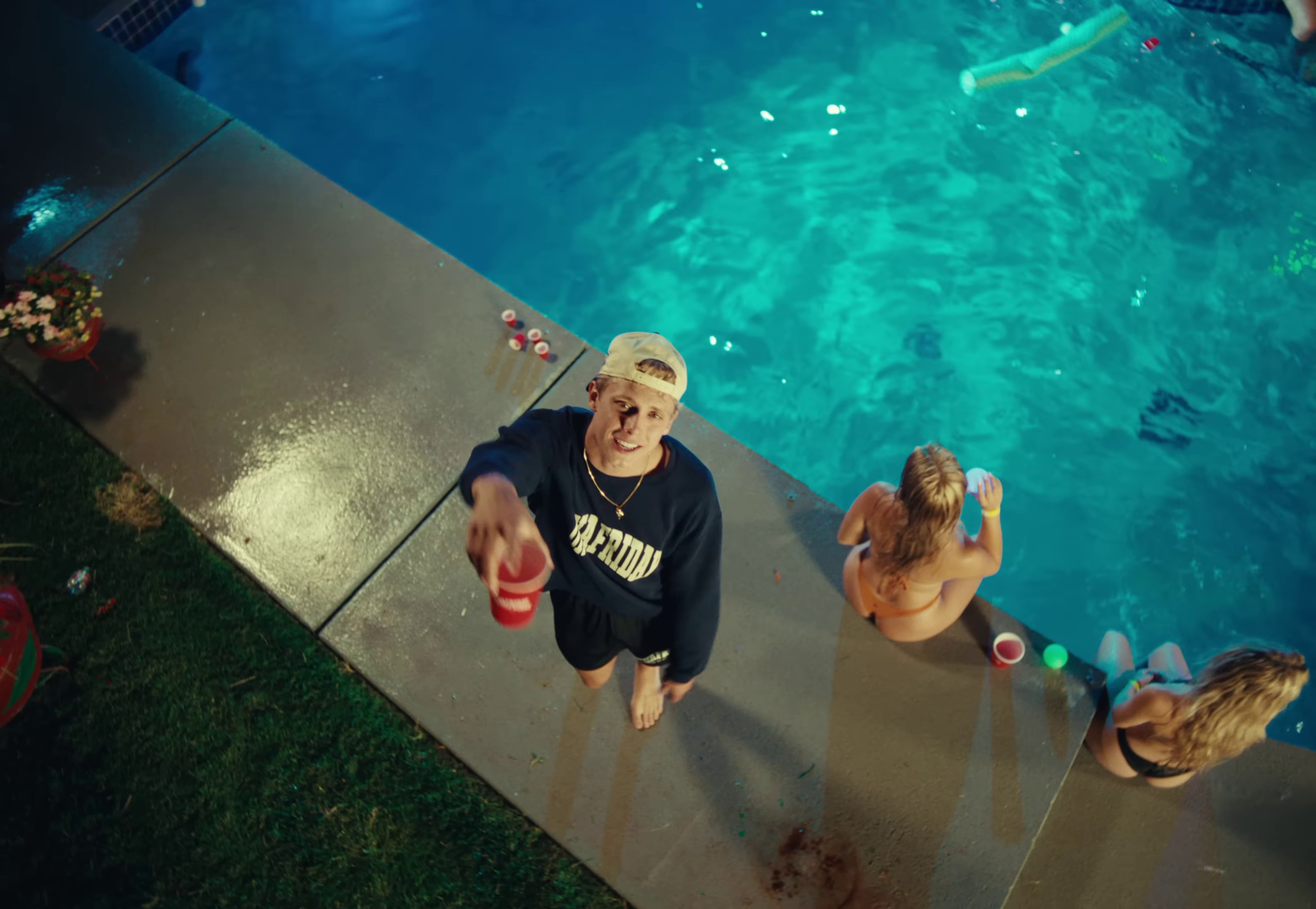 I'm Not Crazy (2023) —  shot,  lighting