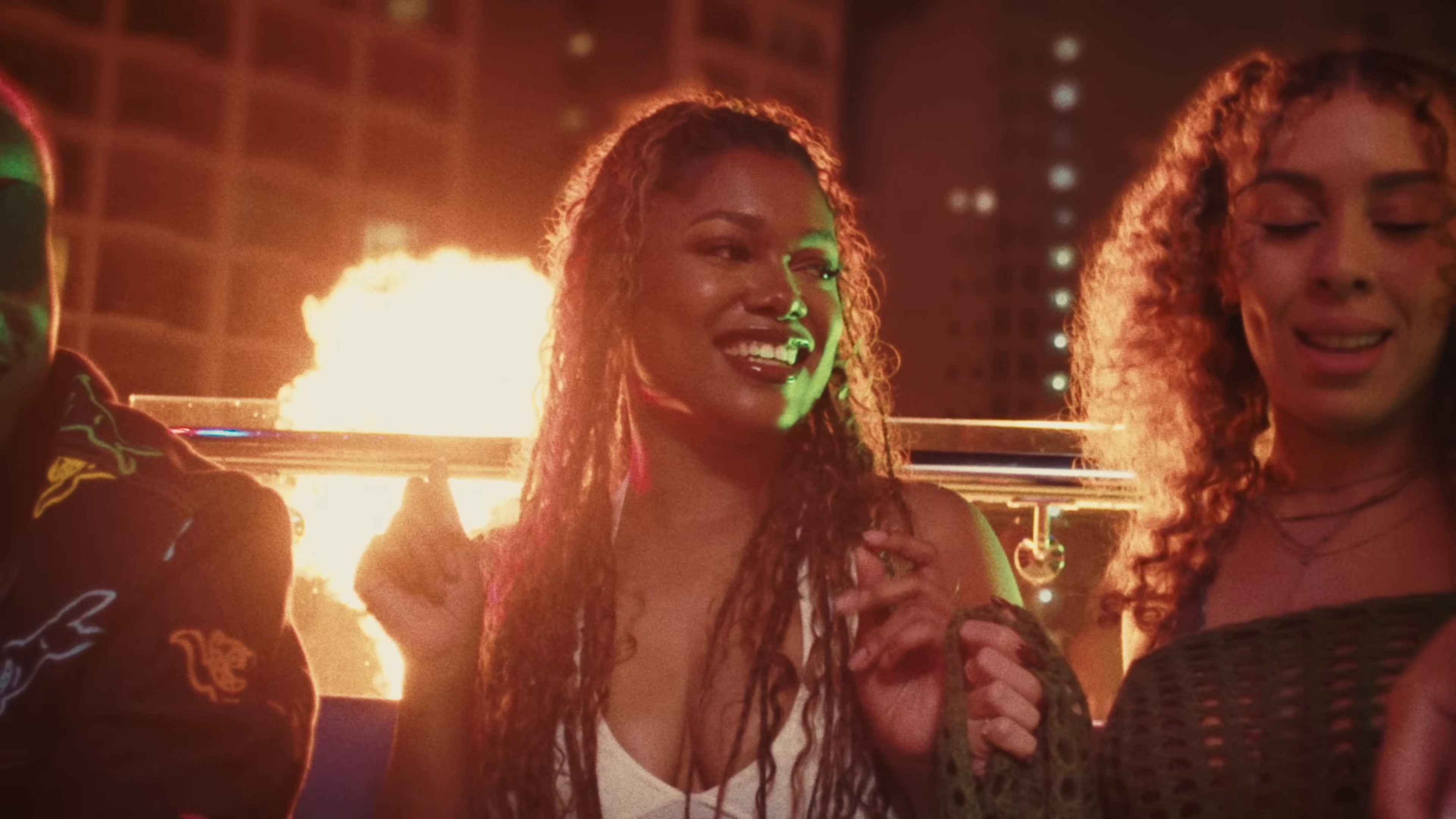 Toma Toma (2024) —  shot,  lighting