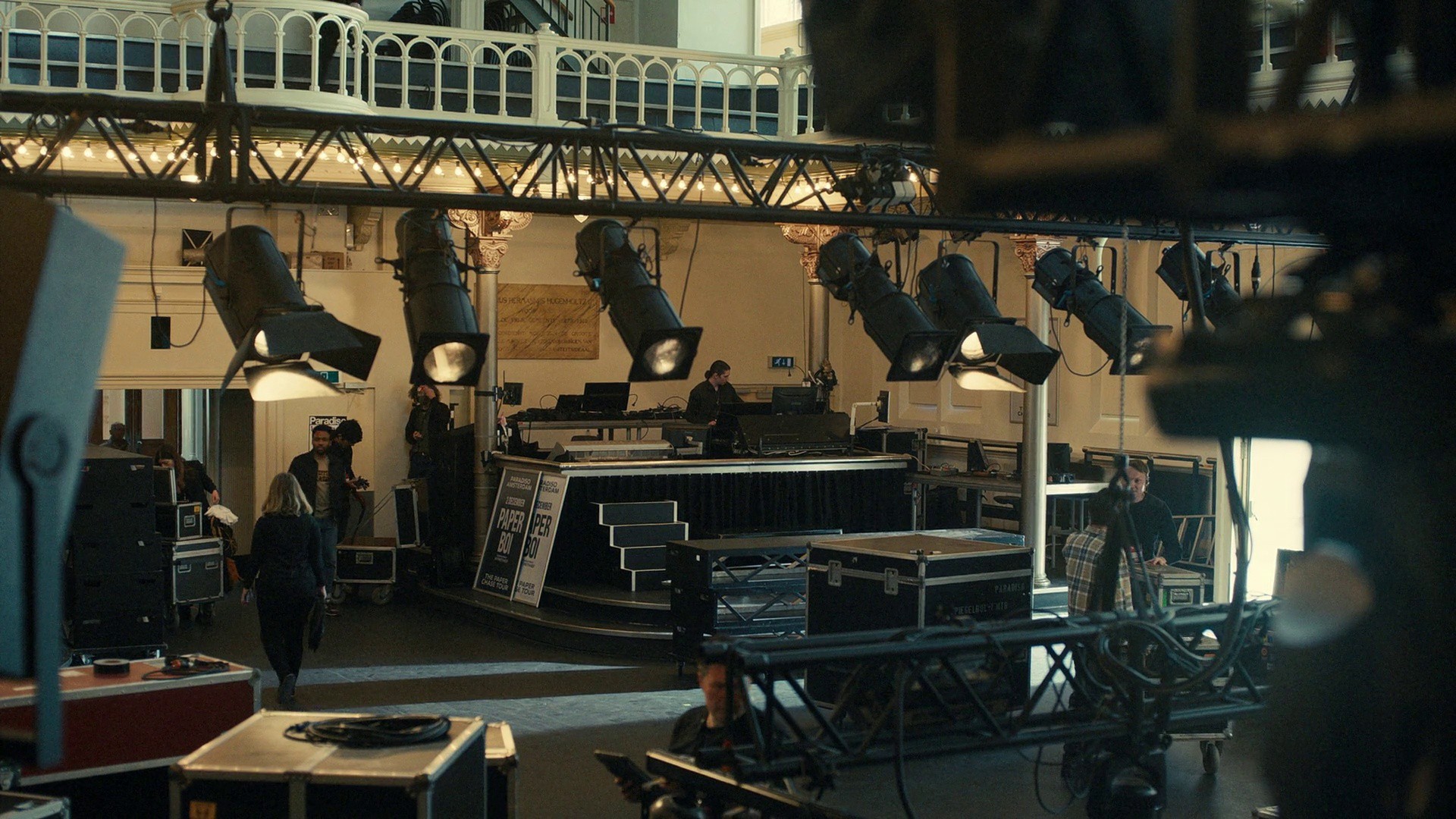 Sinterklaas Is Coming to Town (2022) —  shot,  lighting