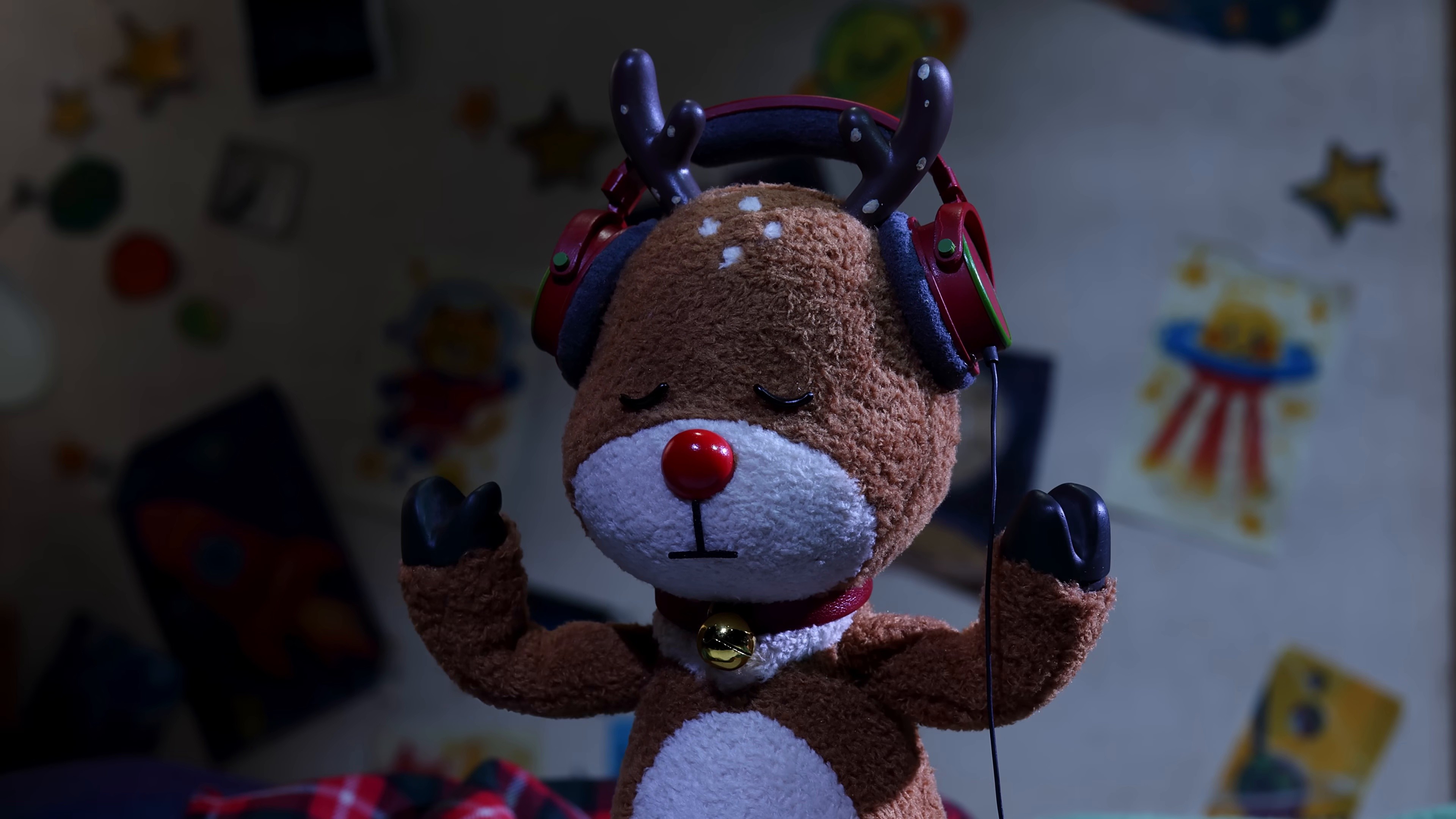 Lovin' the Christmas (2025) —  shot,  lighting