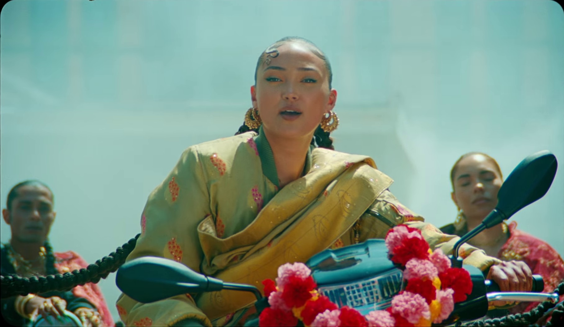 Feet Don't Fail Me Now (2021) —  shot,  lighting